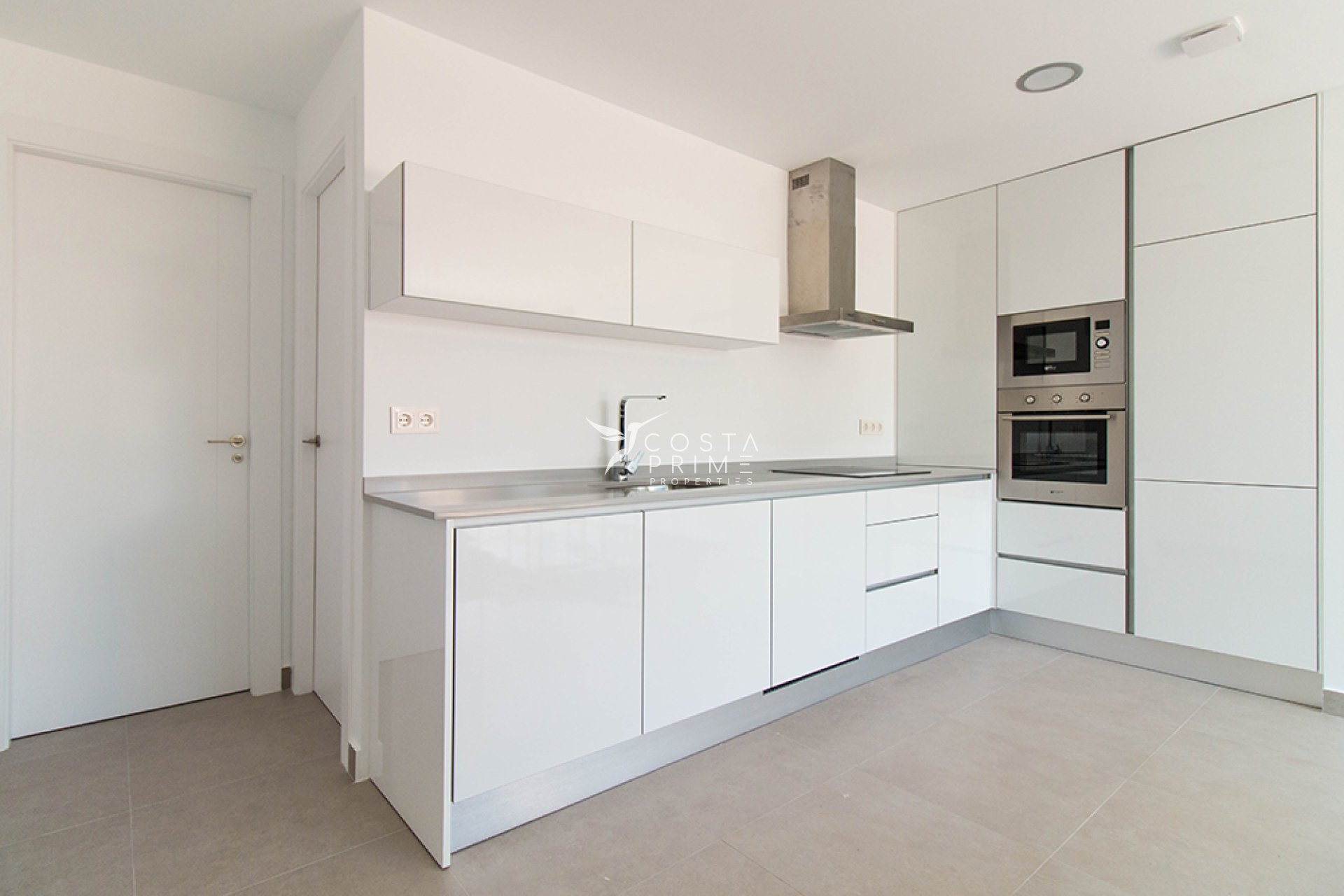 Nowy budynek - Szalet - Orihuela