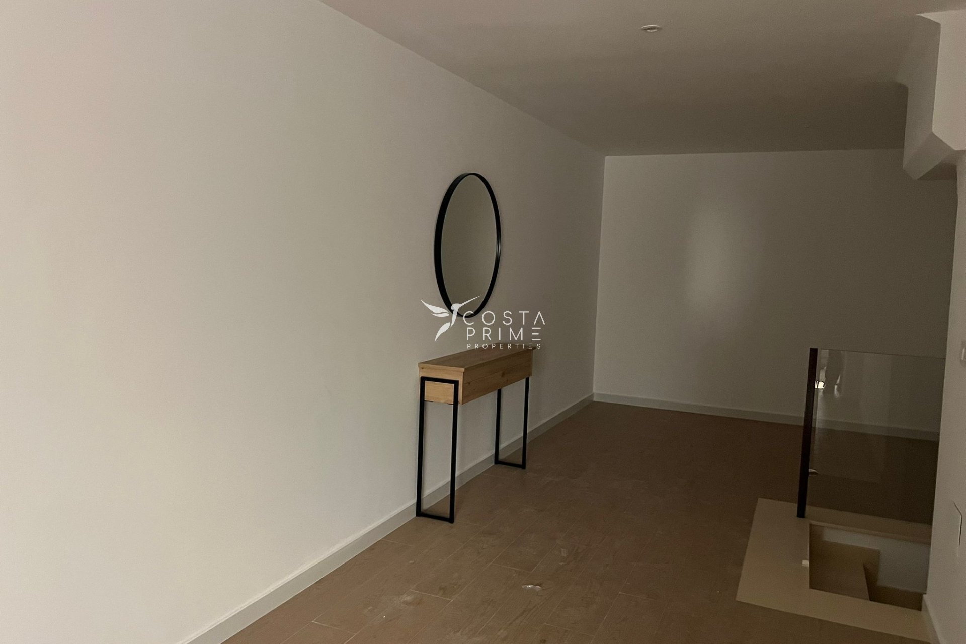 Nowy budynek - Szalet - Portmán