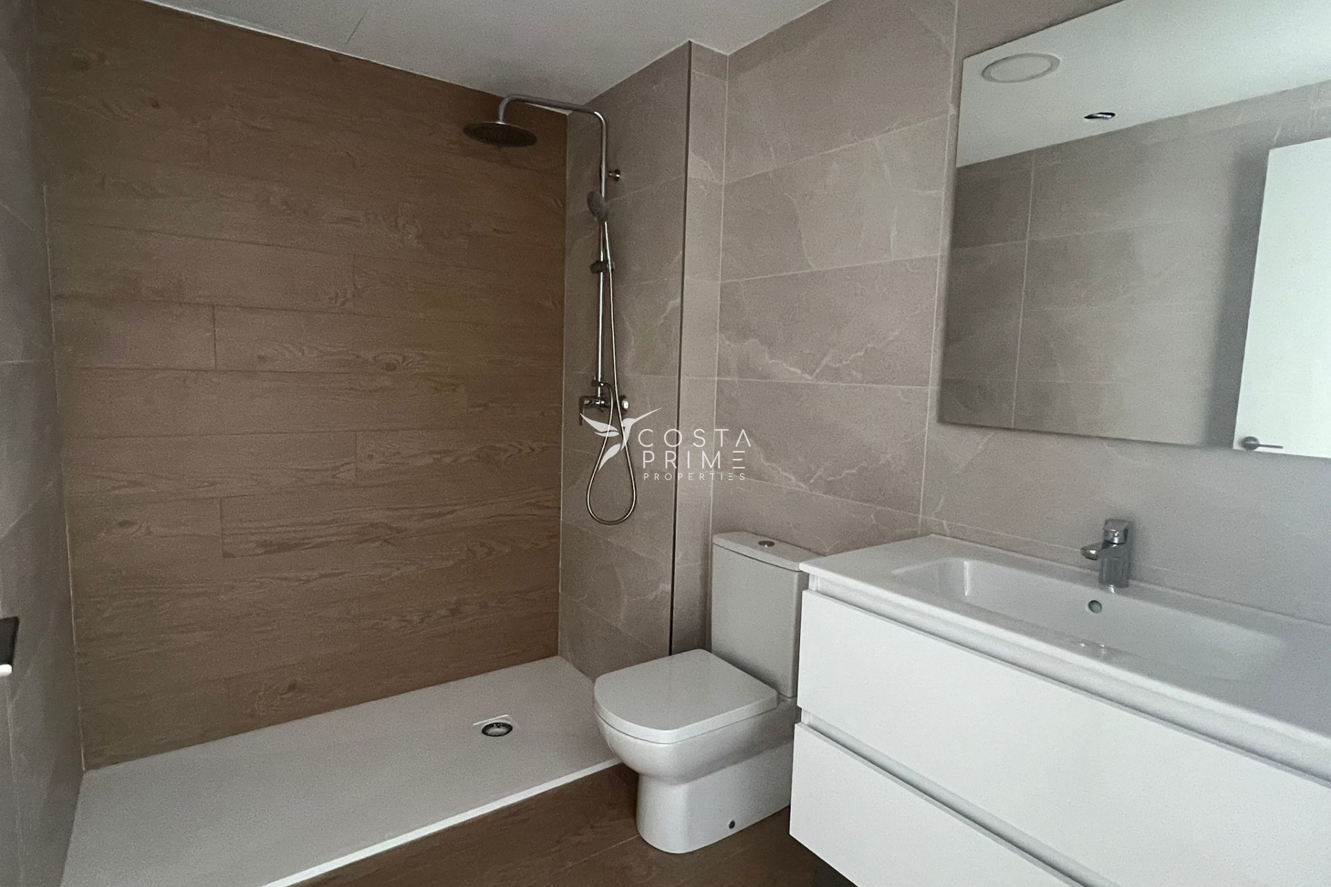 Nowy budynek - Szalet - Portmán