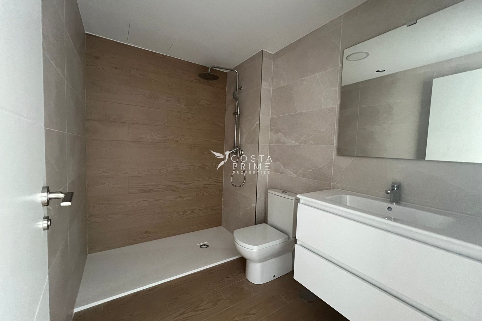 Nowy budynek - Szalet - Portmán