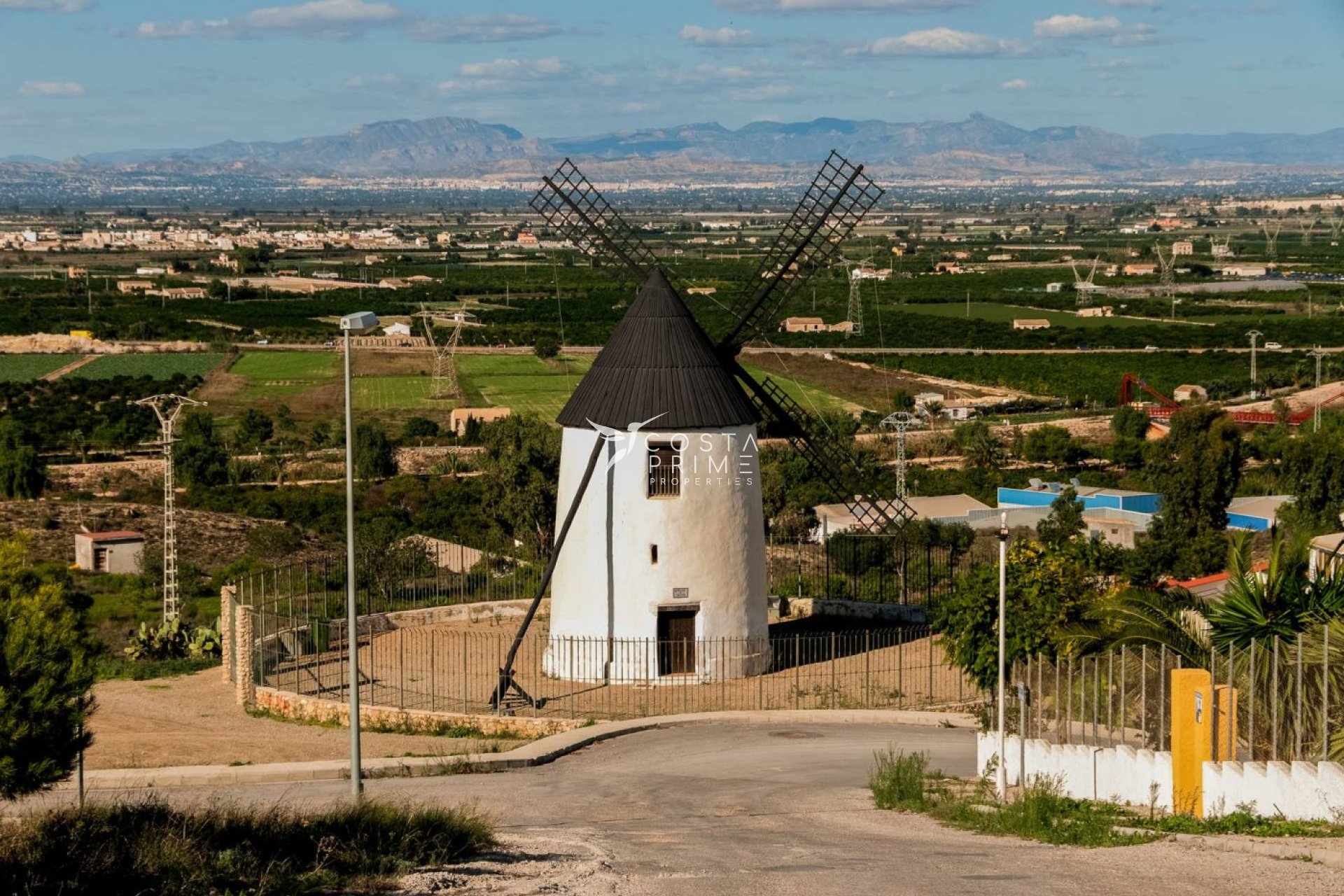 Nowy budynek - Szalet - Rojales