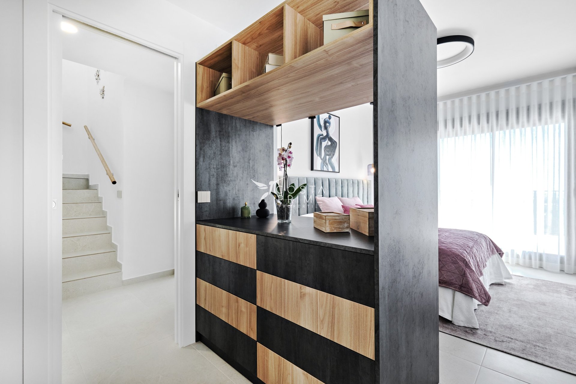 Nowy budynek - Szalet - San Miguel de Salinas