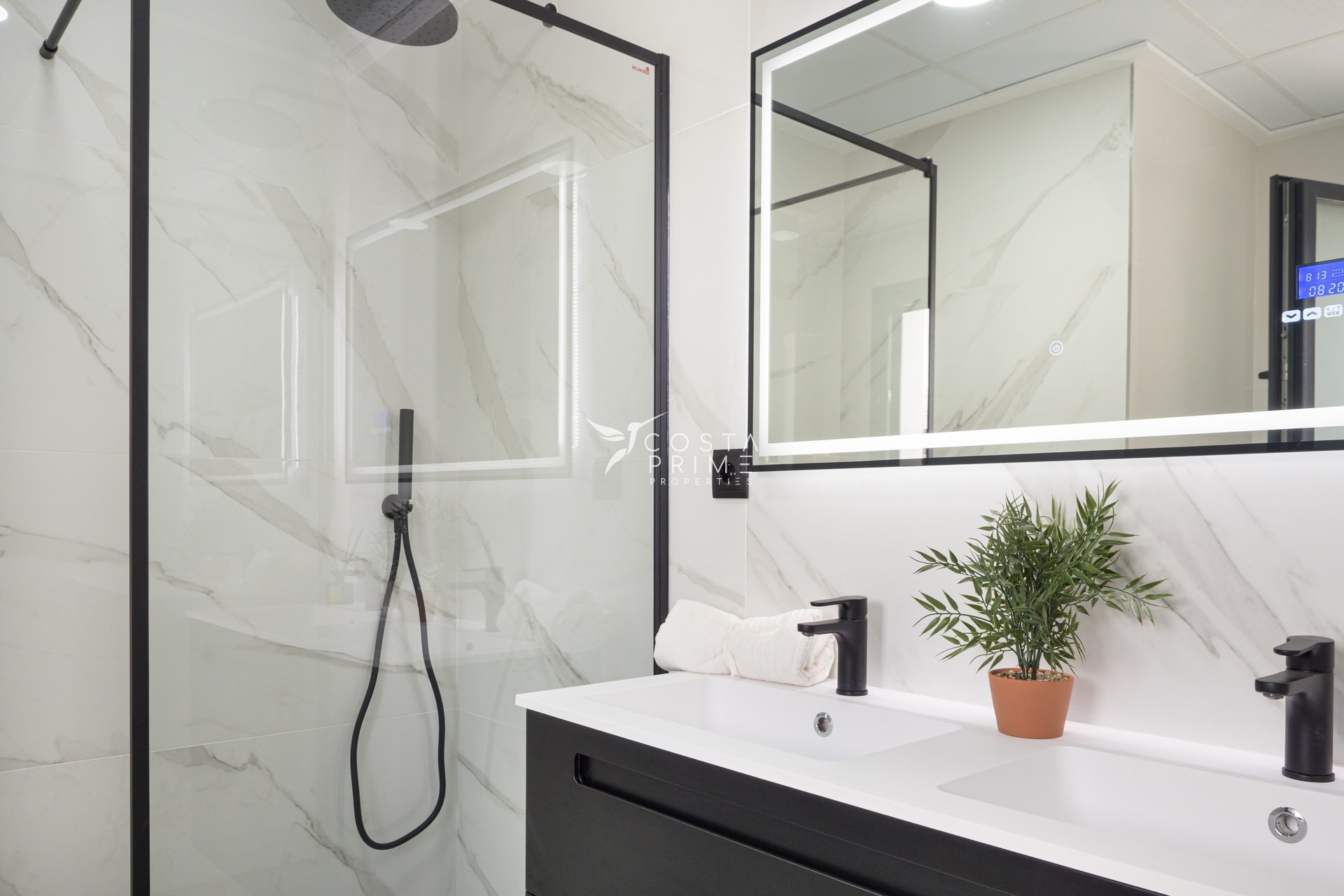 Nowy budynek - Szalet - San Pedro del Pinatar