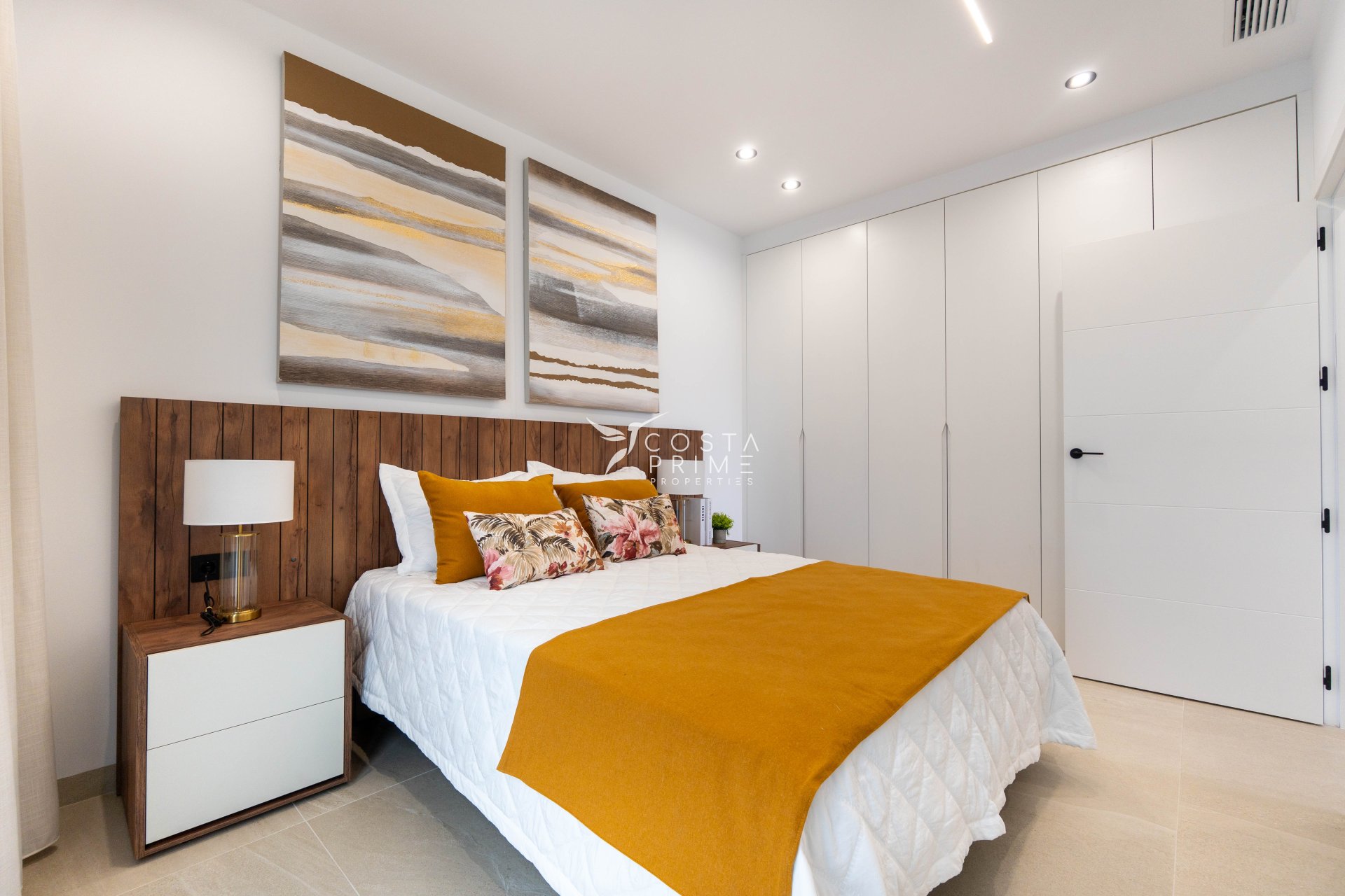 Nowy budynek - Szalet - San Pedro del Pinatar