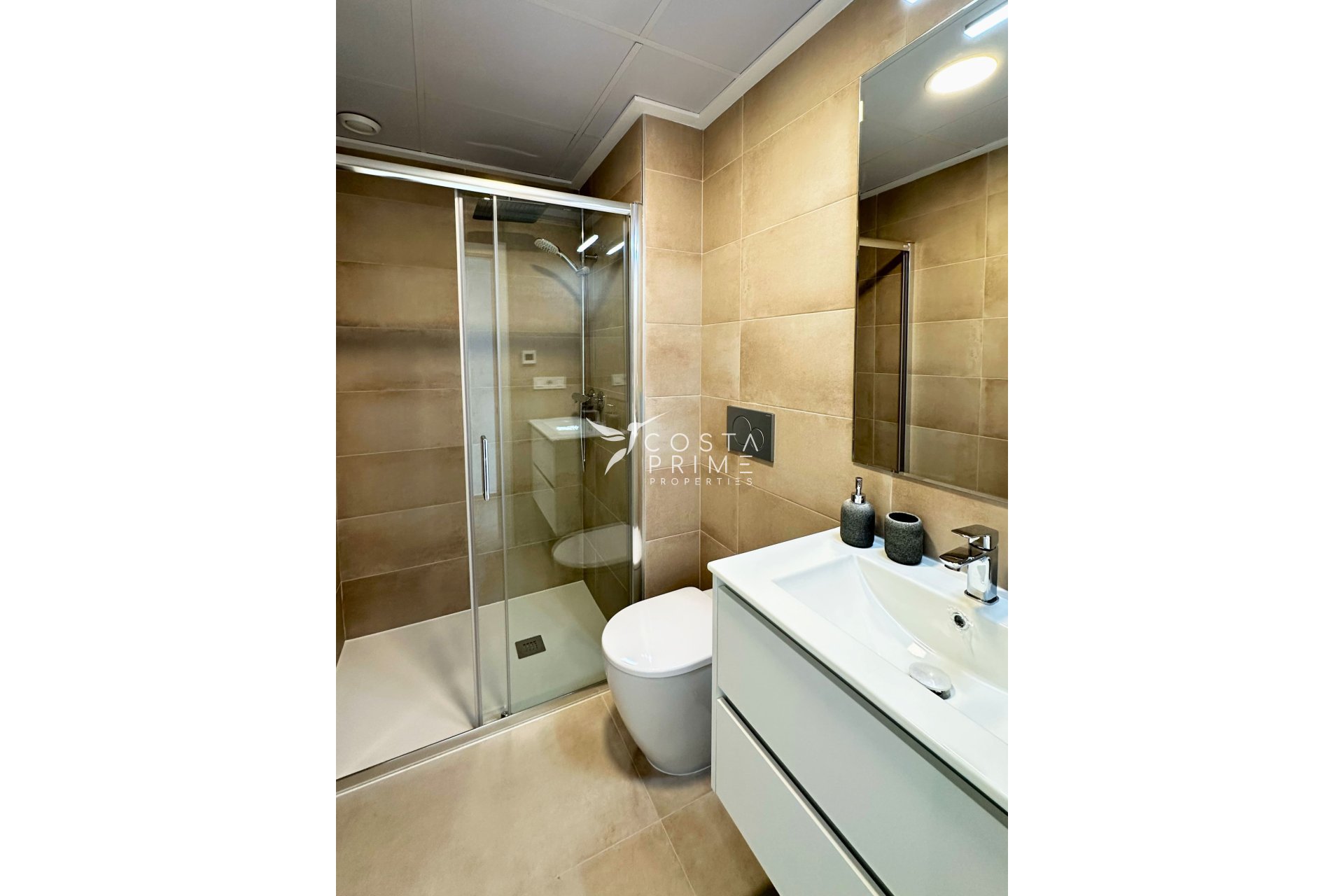 Obra nueva - Adosado / Pareado - Dolores