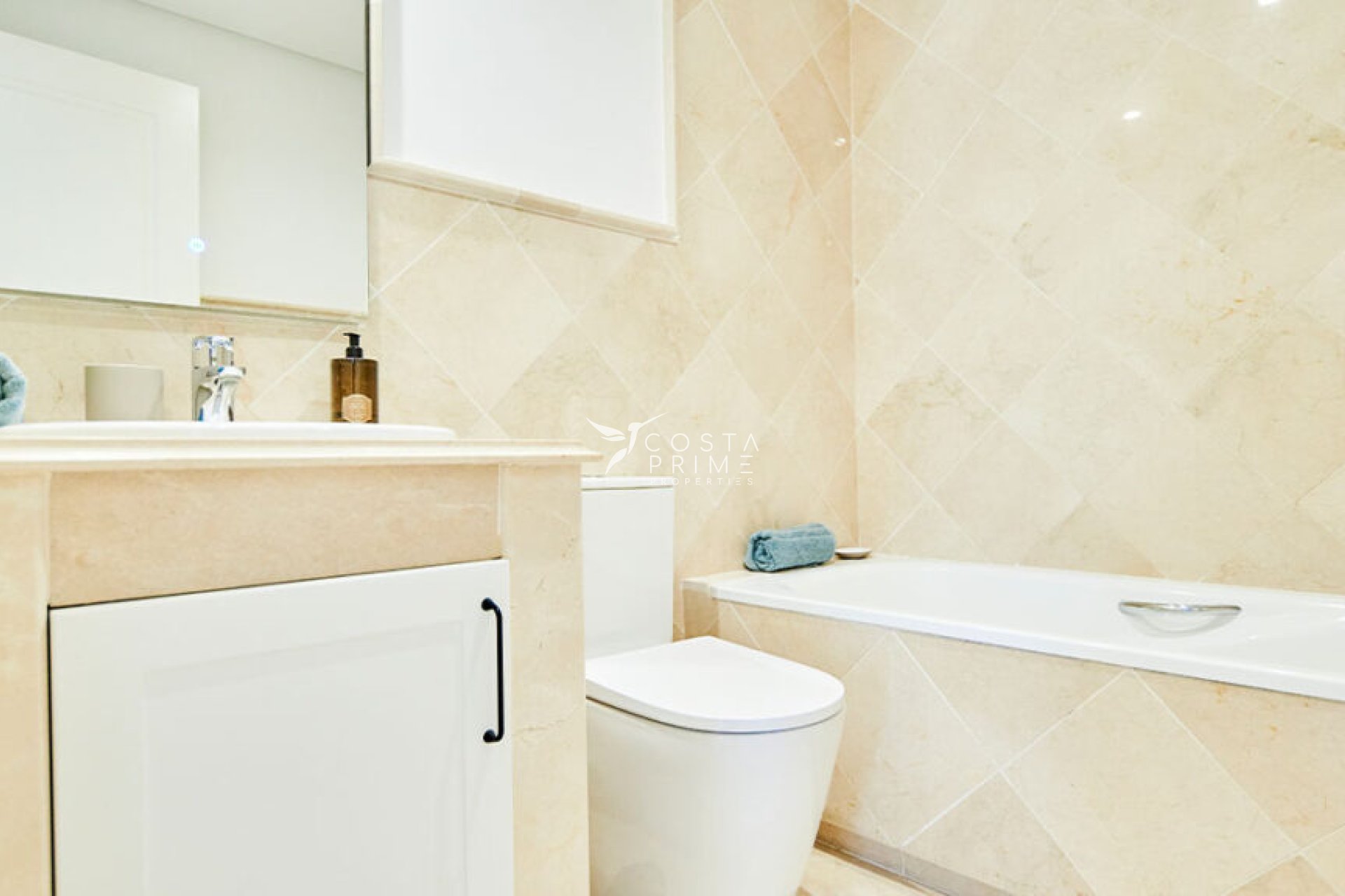 Obra nueva - Apartamento / Piso - Marbella