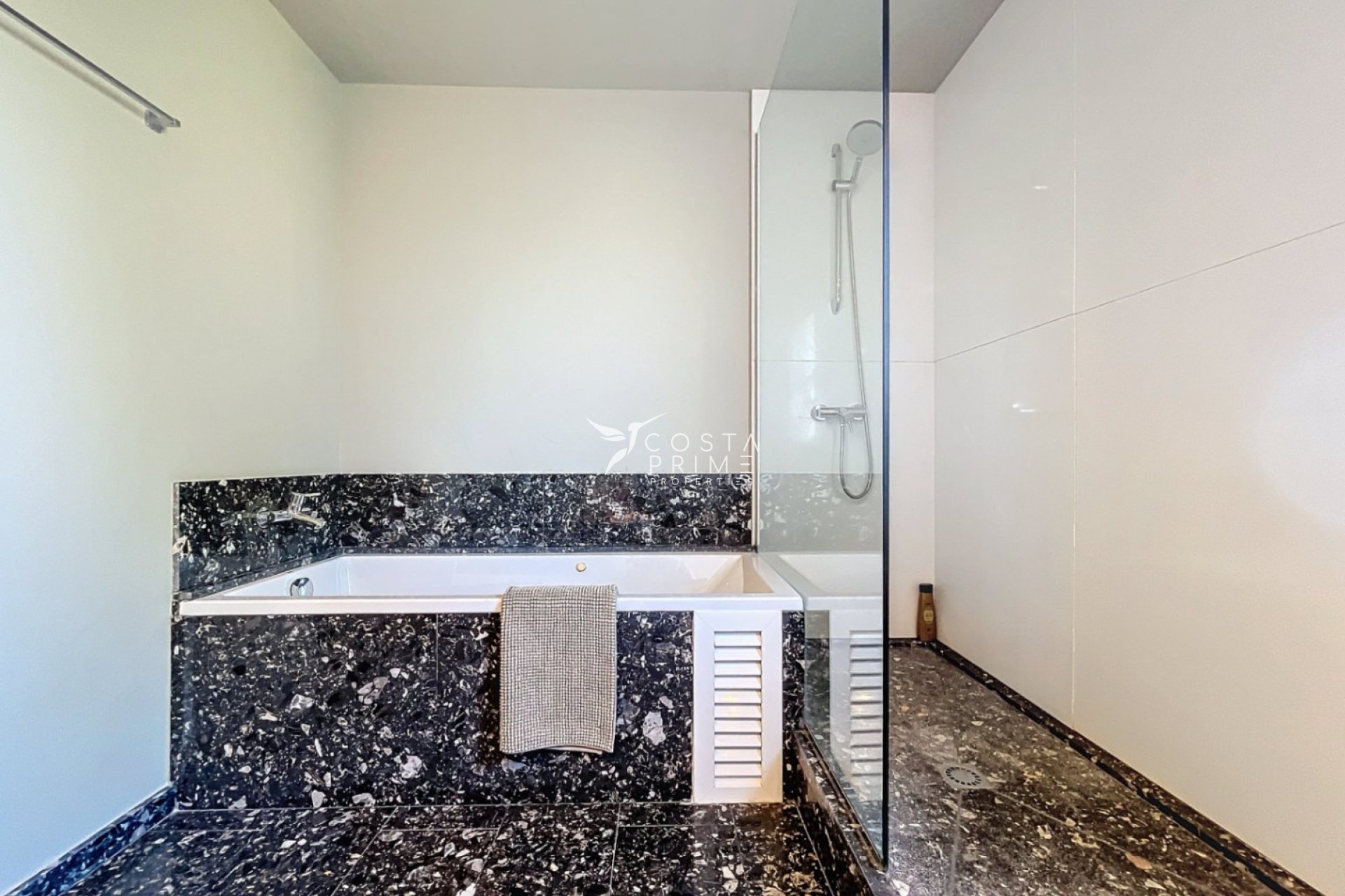 Obra nueva - Chalet / Villa - Albir