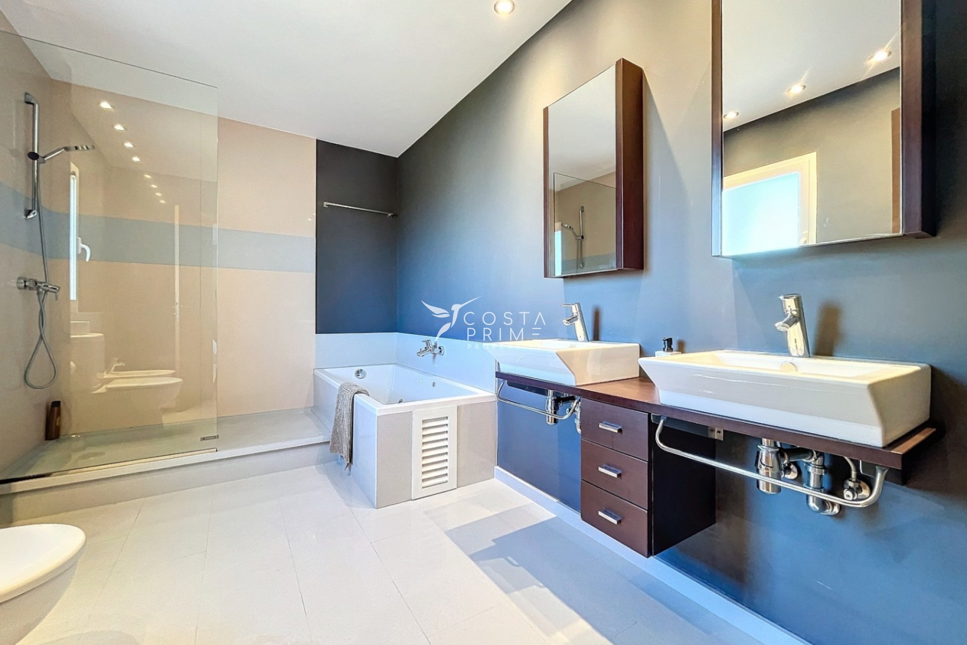 Obra nueva - Chalet / Villa - Albir