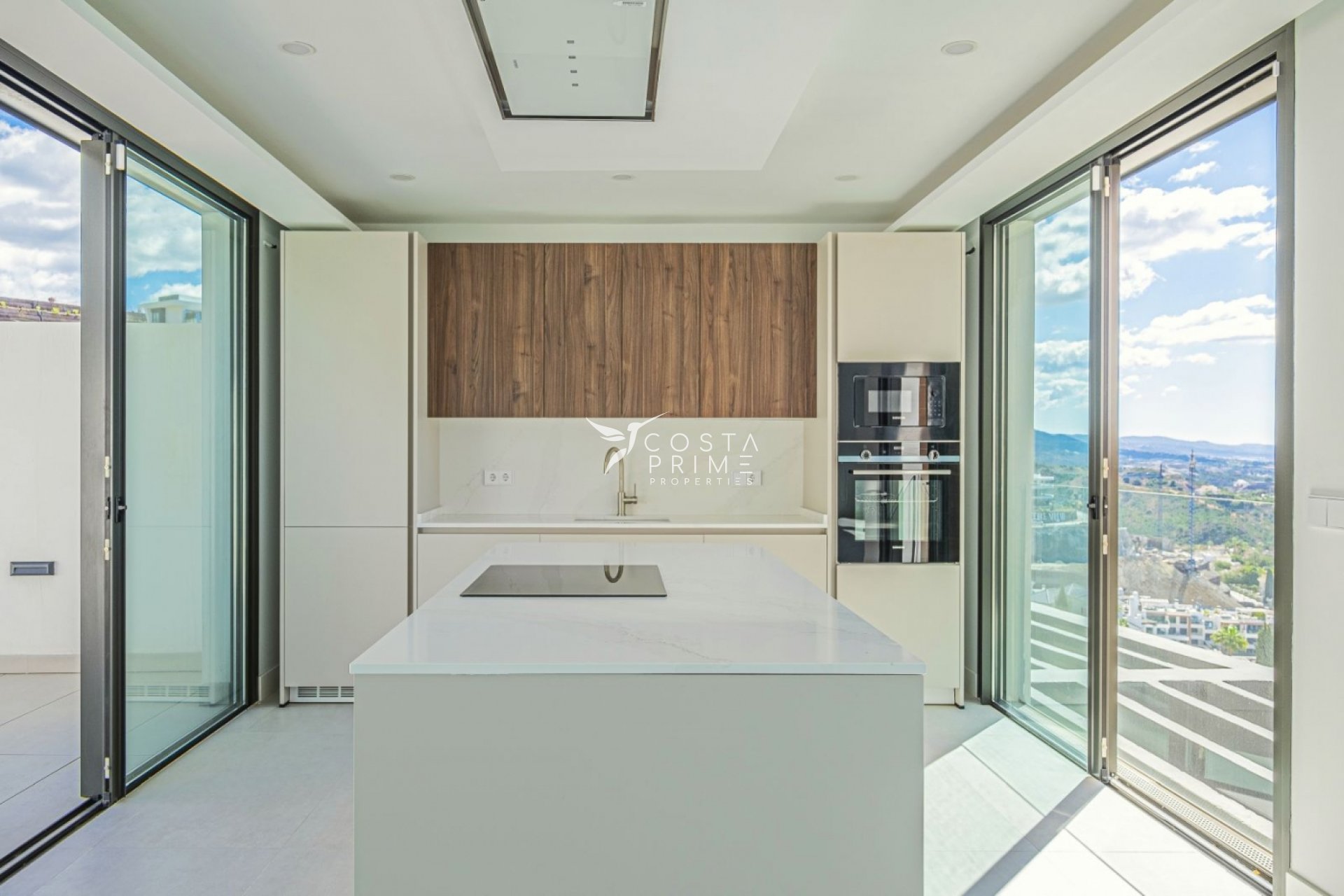 Obra nueva - Chalet / Villa - Benahavís