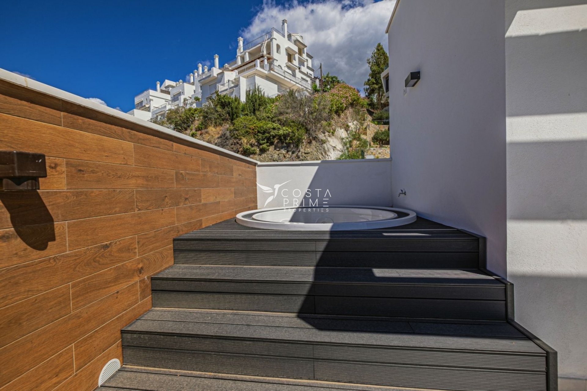 Obra nueva - Chalet / Villa - Benahavís