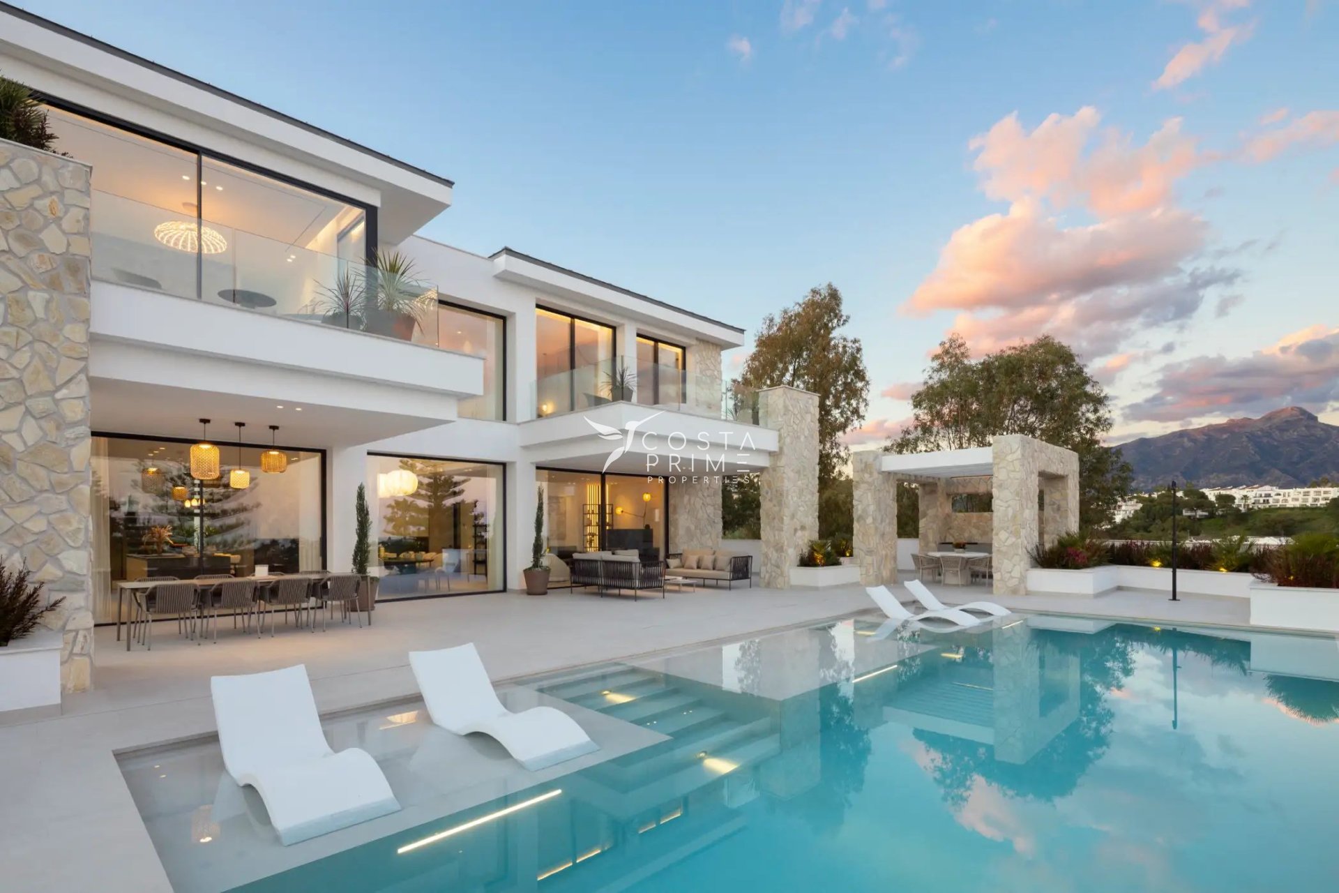 Obra nueva - Chalet / Villa - Benahavís