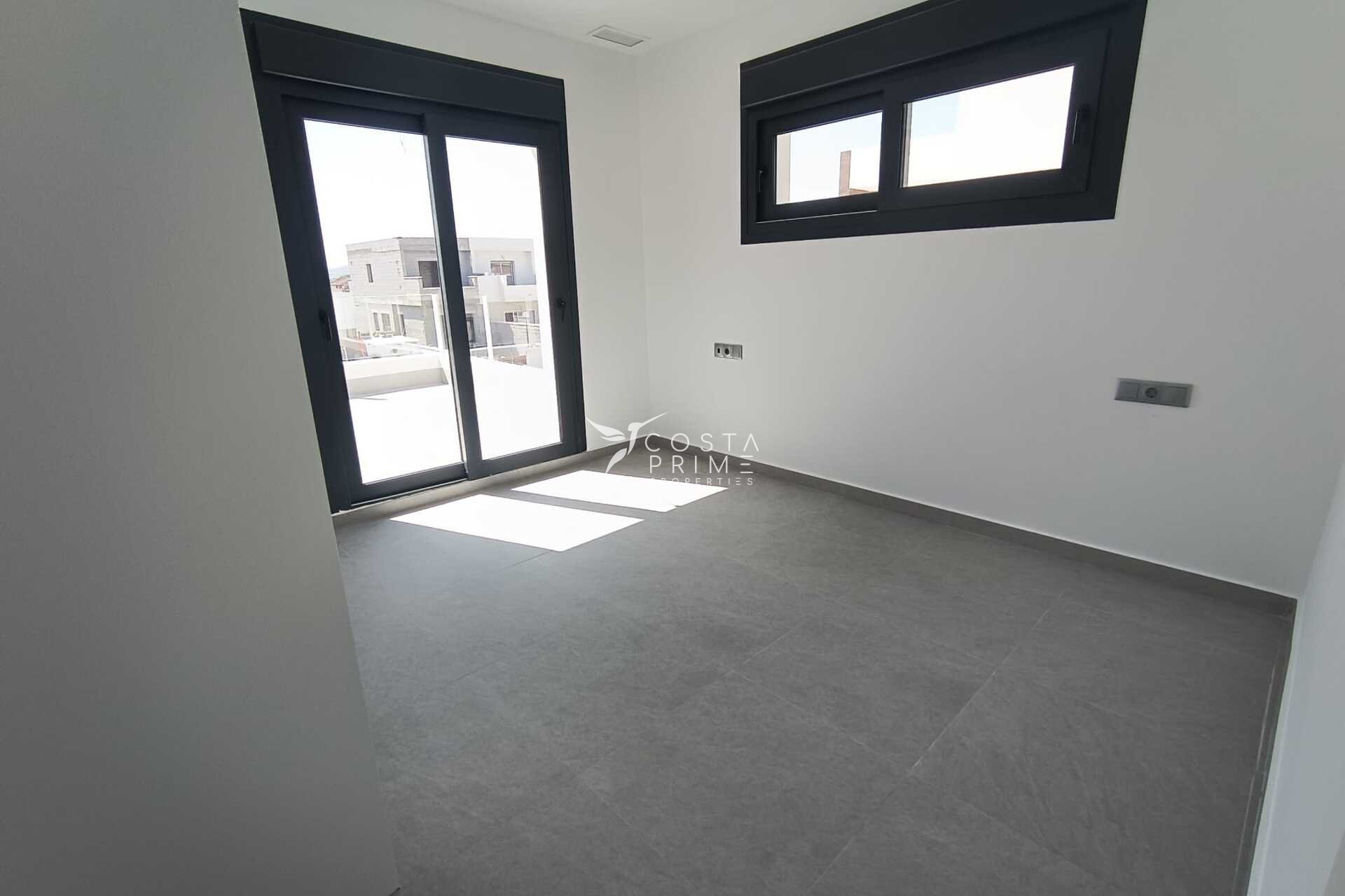 Obra nueva - Chalet / Villa - Daya Nueva