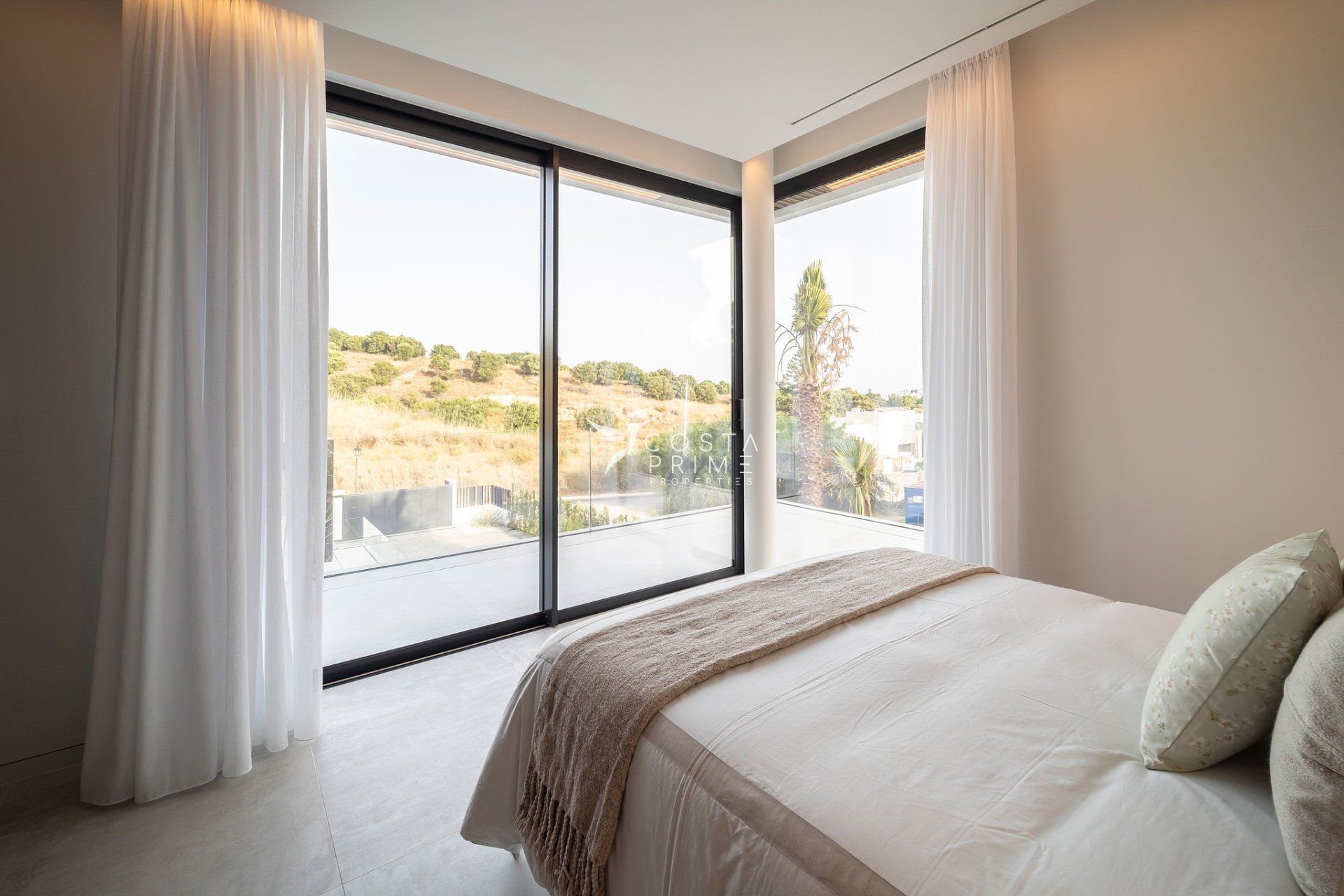 Obra nueva - Chalet / Villa - El Paraíso