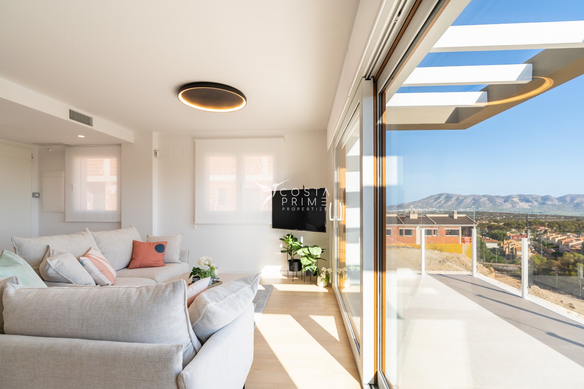 Obra nueva - Chalet / Villa - La Nucía