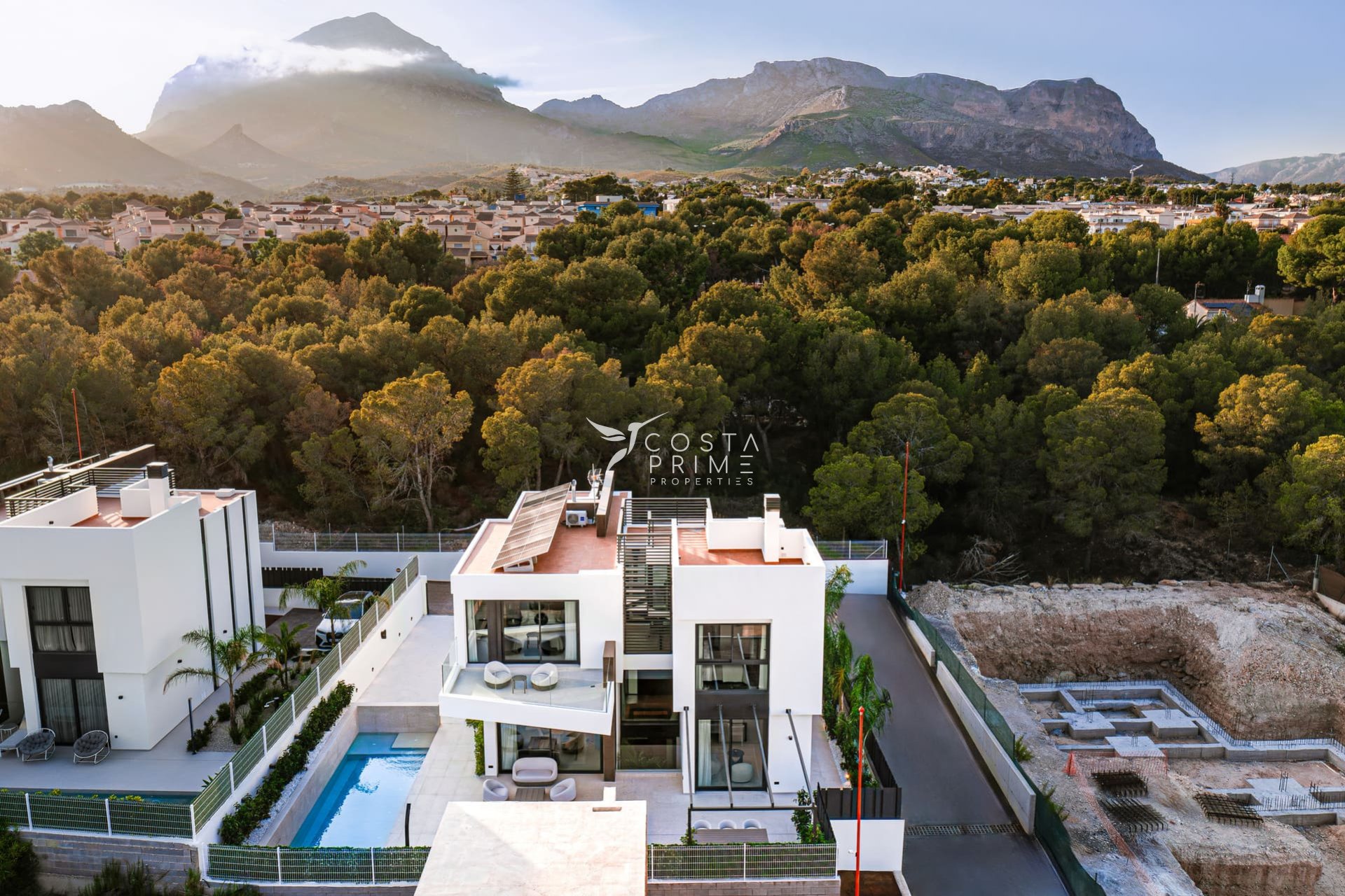 Obra nueva - Chalet / Villa - La Nucía
