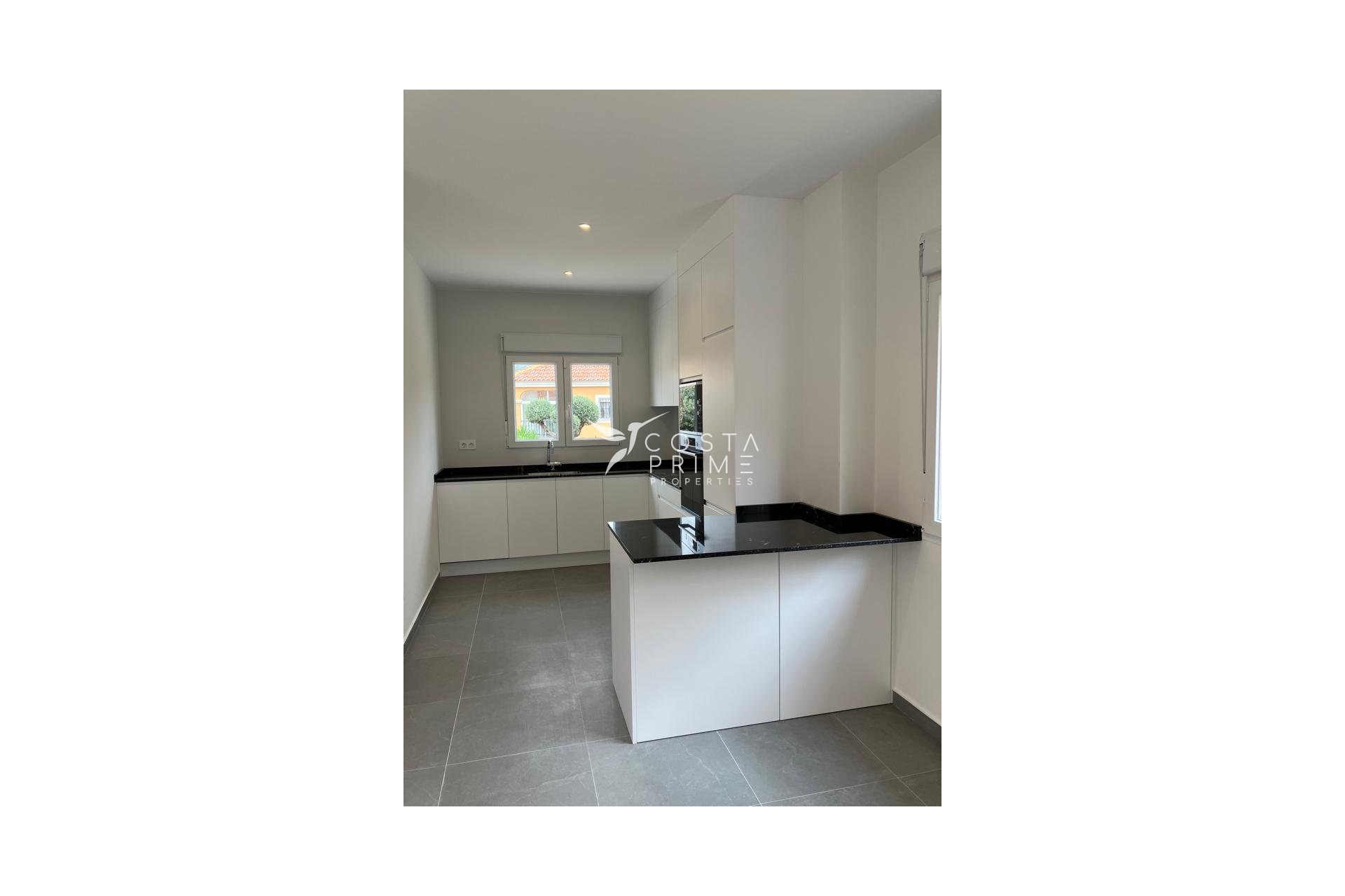 Obra nueva - Chalet / Villa - La Romana