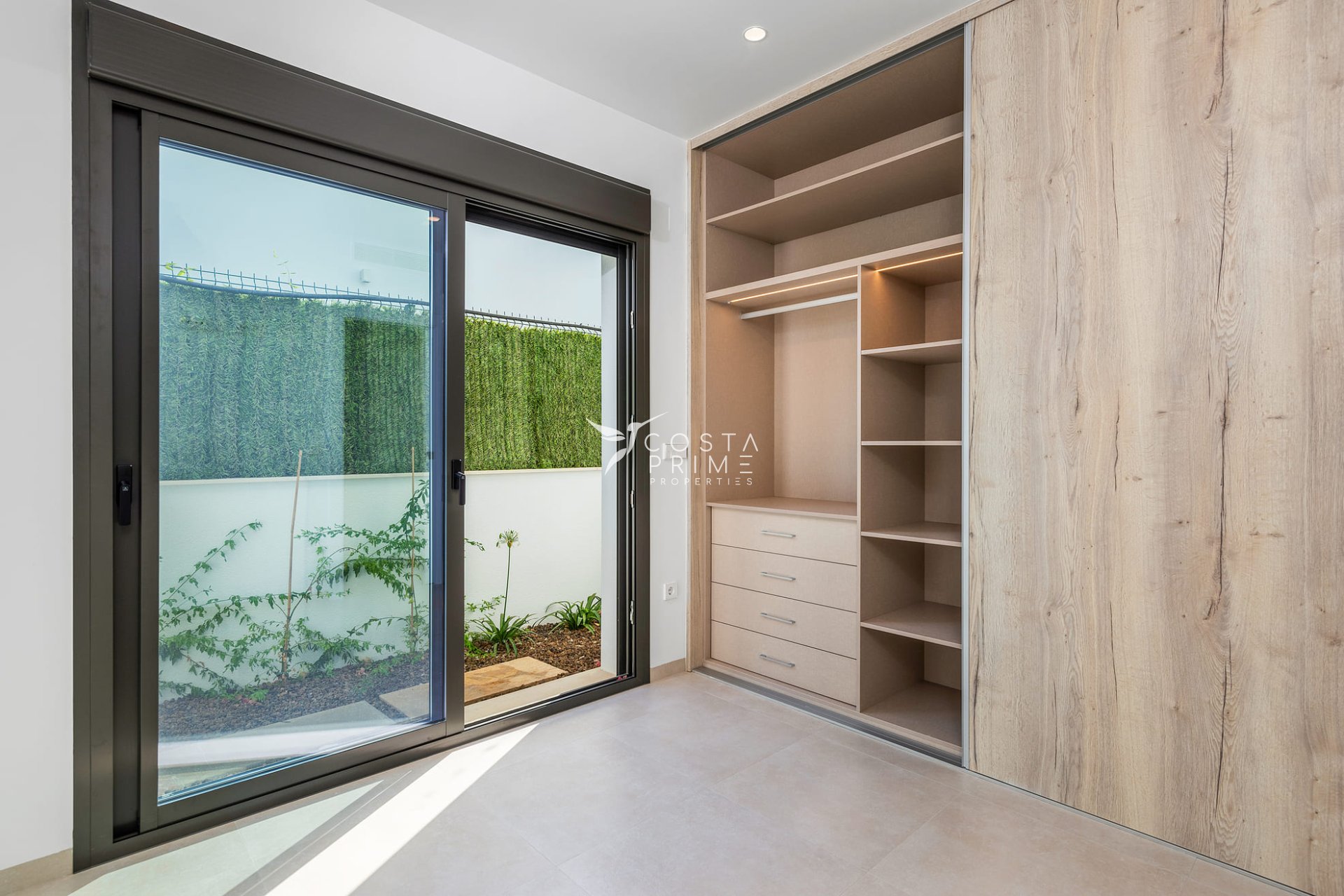 Obra nueva - Chalet / Villa - Los Alcazares