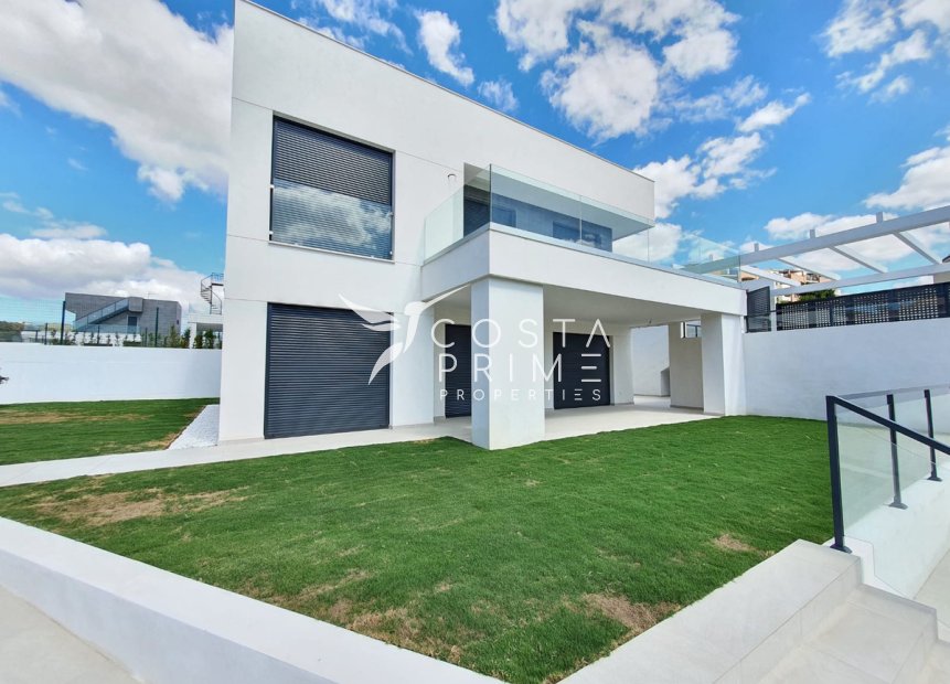 Obra nueva - Chalet / Villa - Manilva