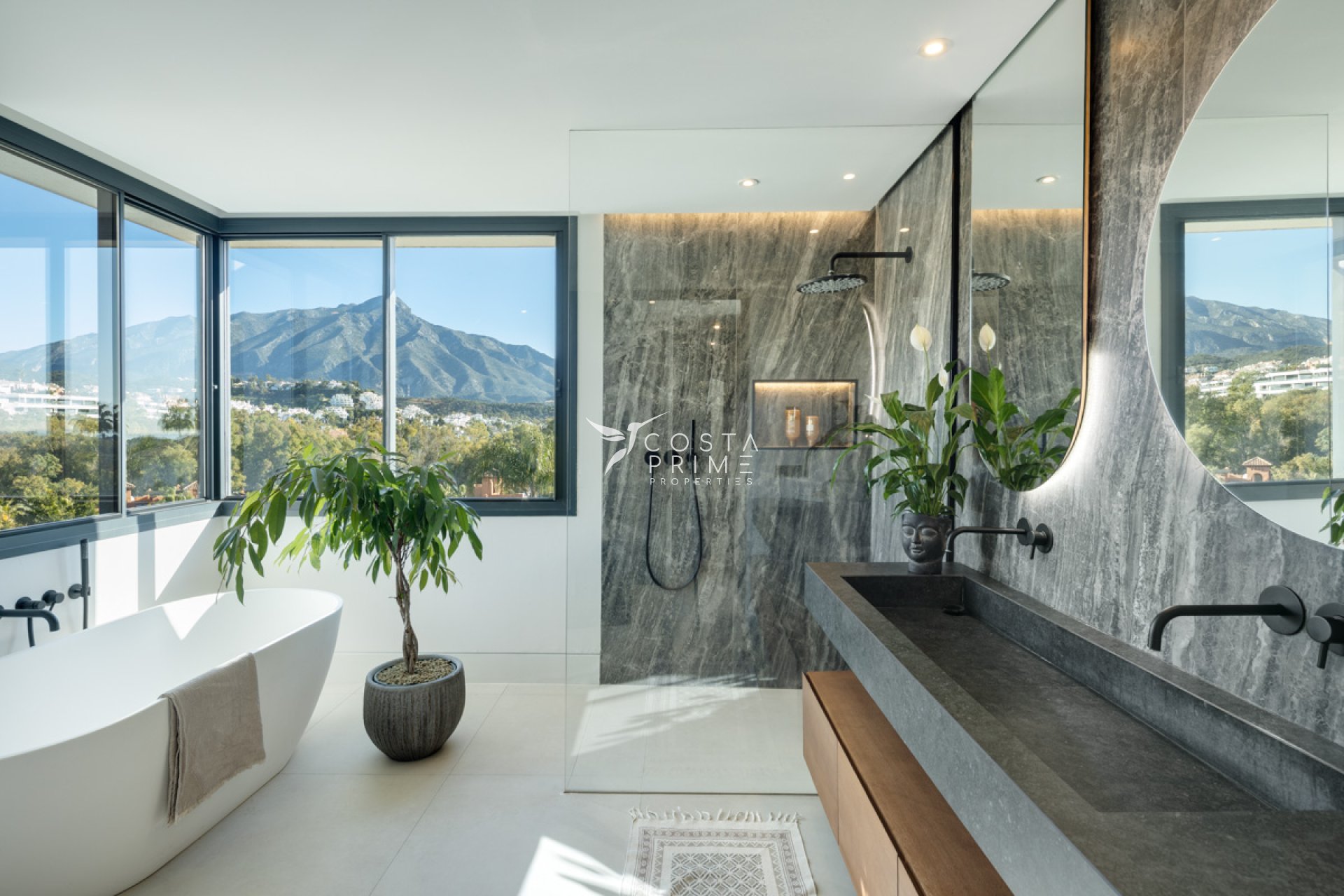 Obra nueva - Chalet / Villa - Marbella