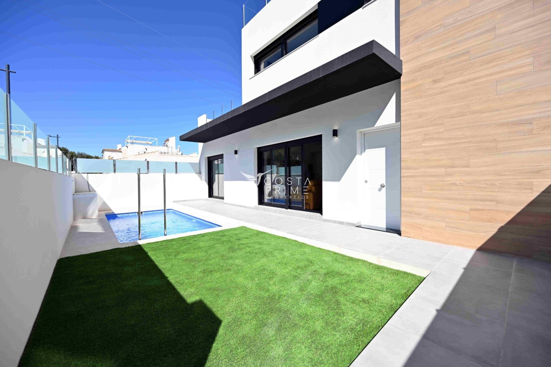 Obra nueva - Chalet / Villa - Orihuela Costa