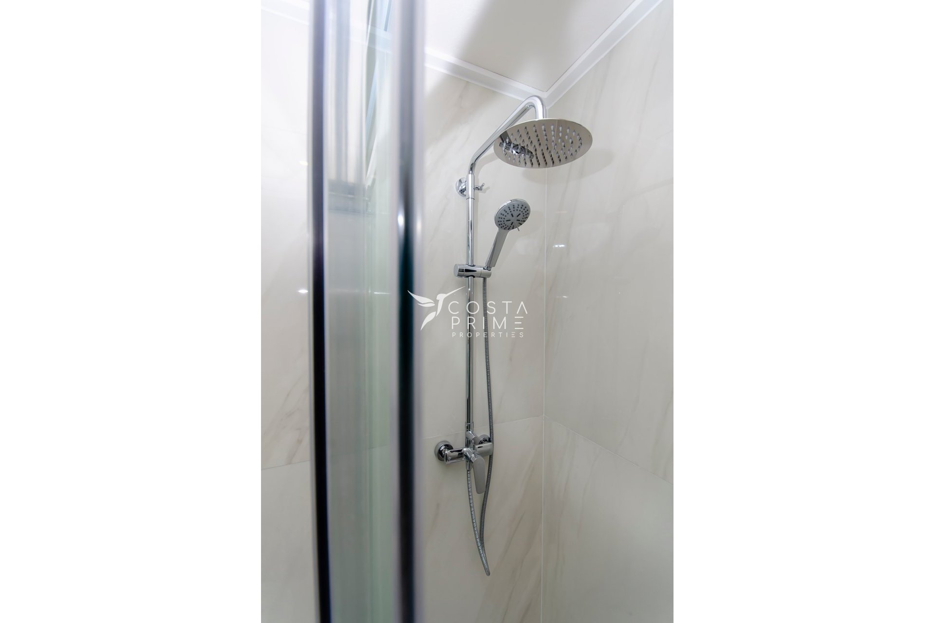 Obra nueva - Chalet / Villa - Orihuela