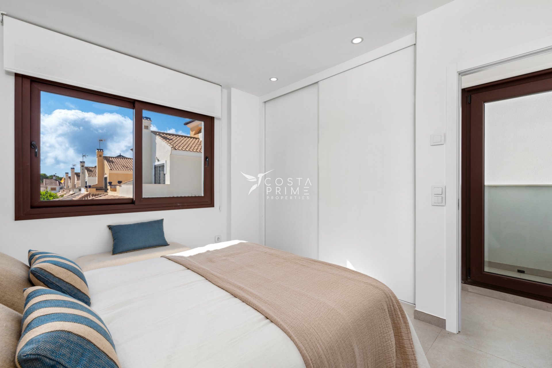 Obra nueva - Chalet / Villa - Pilar de la Horadada