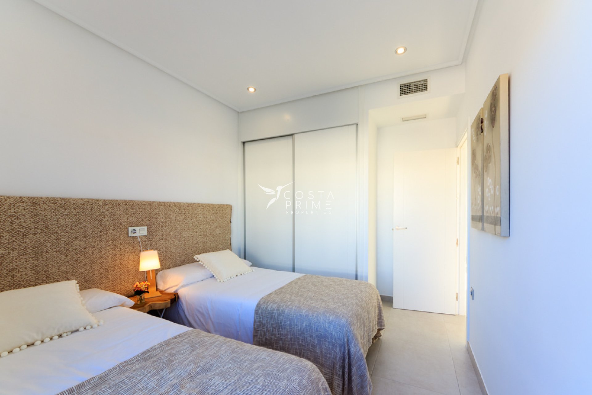 Obra nueva - Chalet / Villa - Pilar de la Horadada