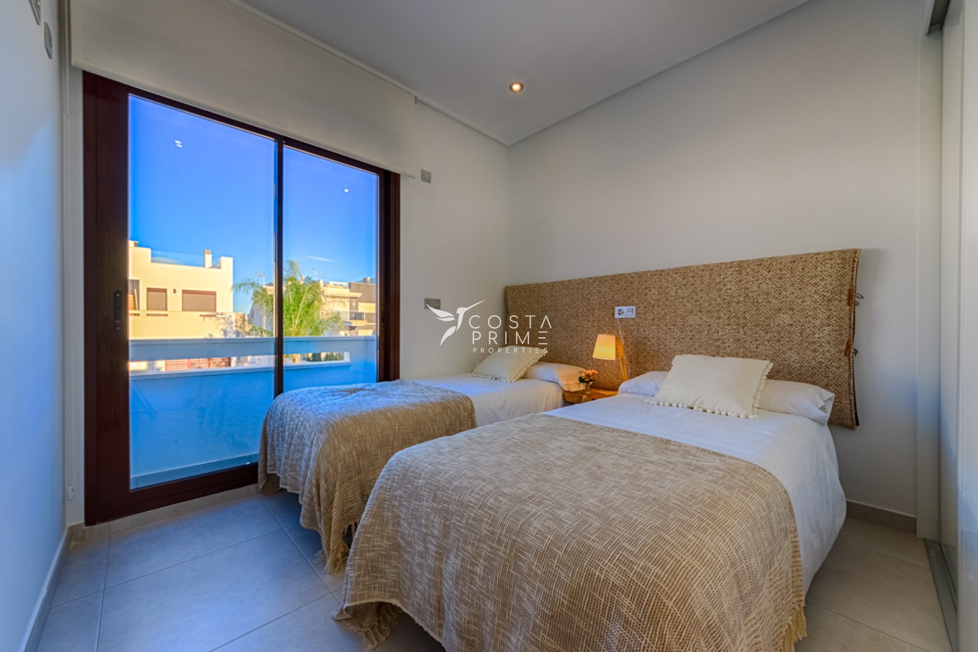 Obra nueva - Chalet / Villa - Pilar de la Horadada