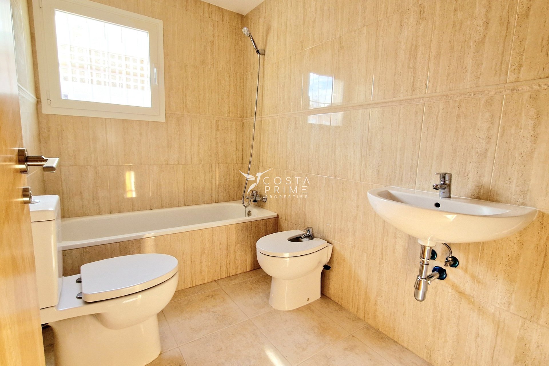 Obra nueva - Chalet / Villa - Purias