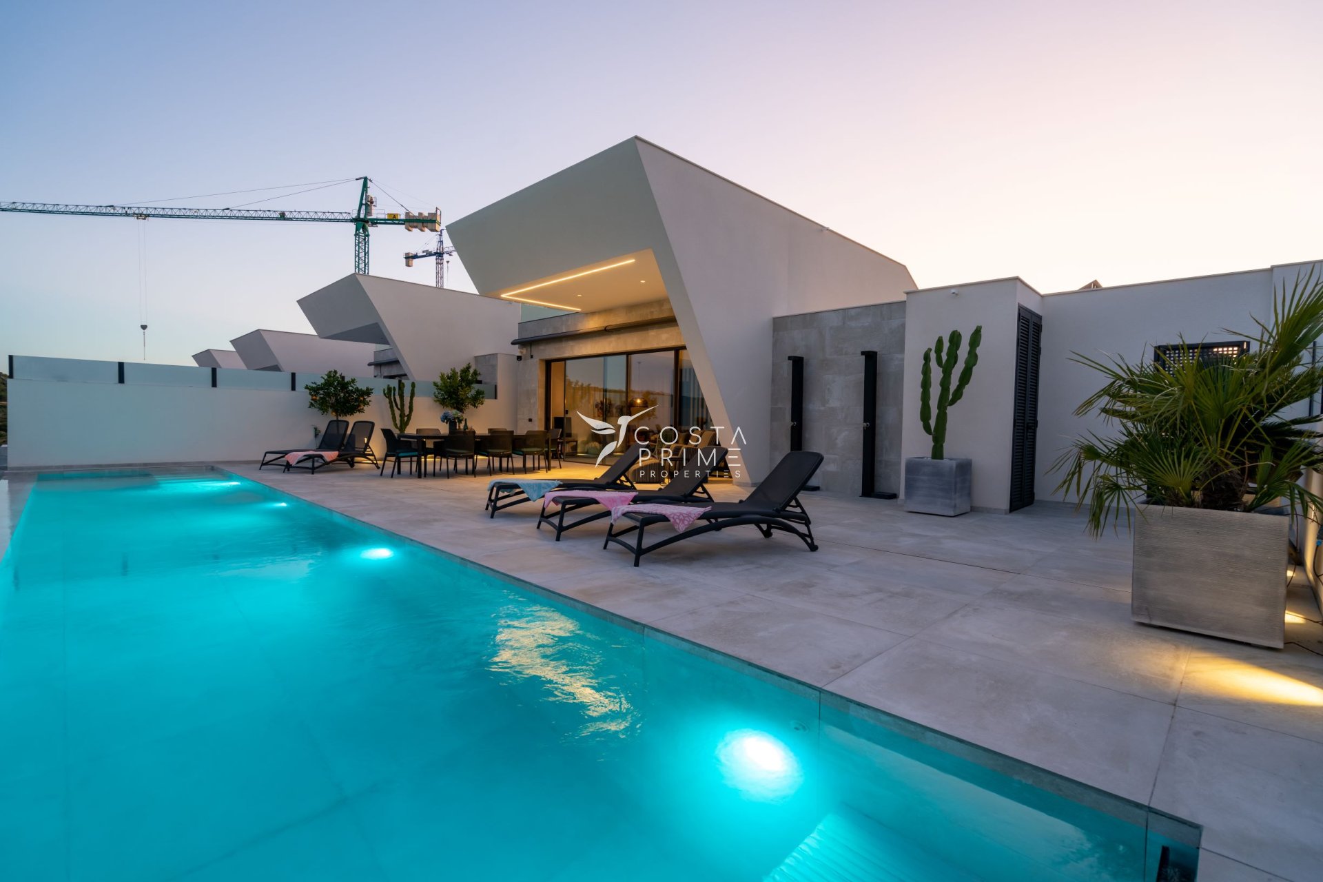 Obra nueva - Chalet / Villa - Rojales