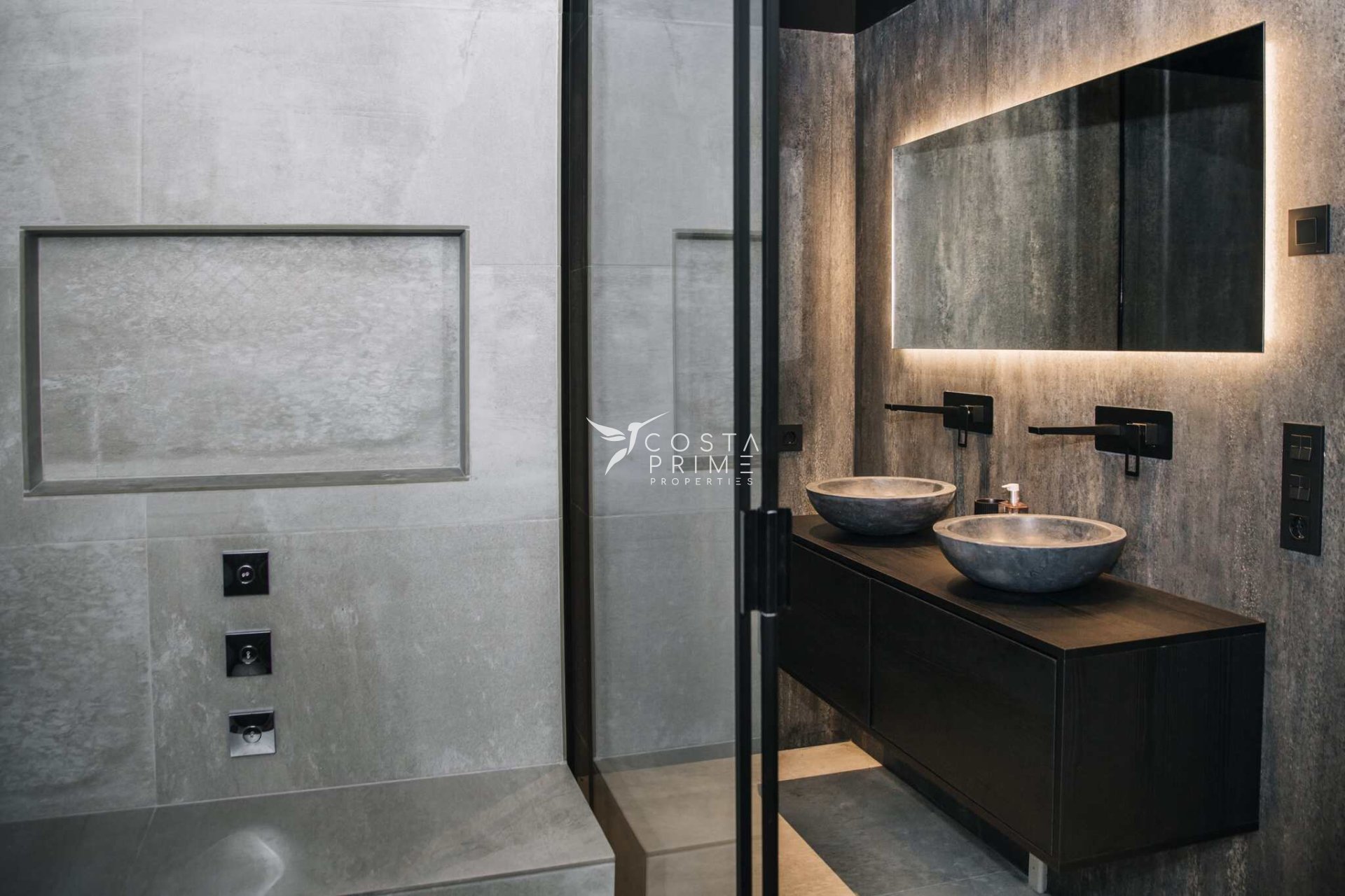 Obra nueva - Chalet / Villa - Rojales