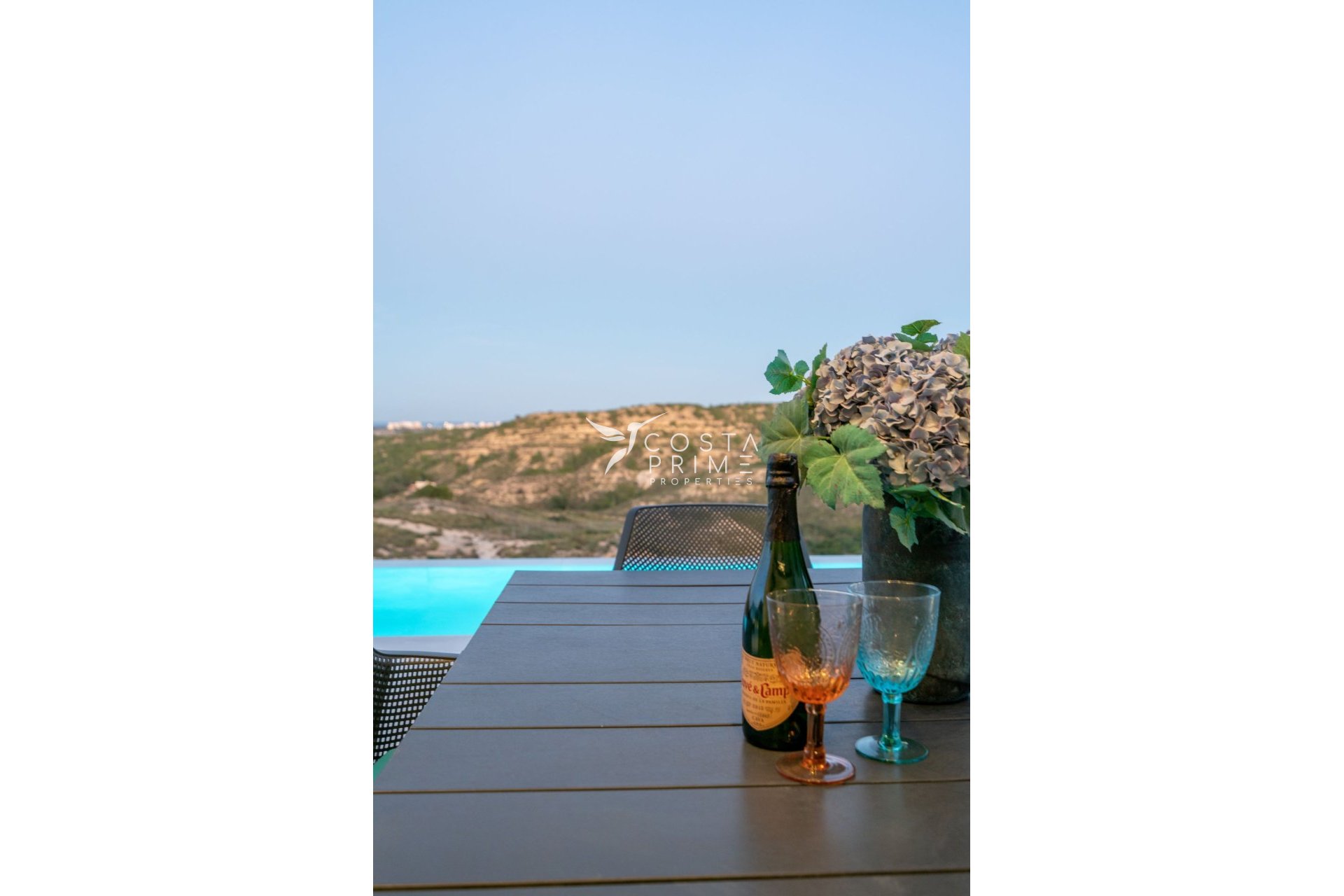 Obra nueva - Chalet / Villa - Rojales