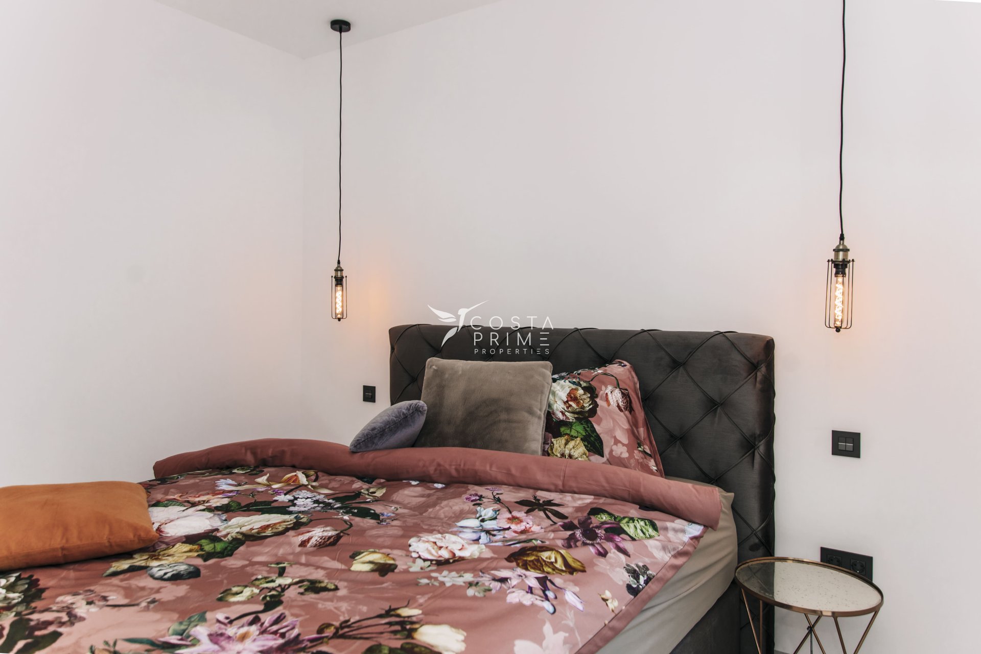 Obra nueva - Chalet / Villa - Rojales