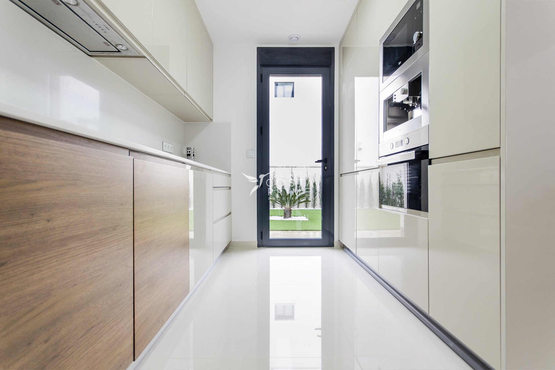 Obra nueva - Chalet / Villa - San Miguel de Salinas