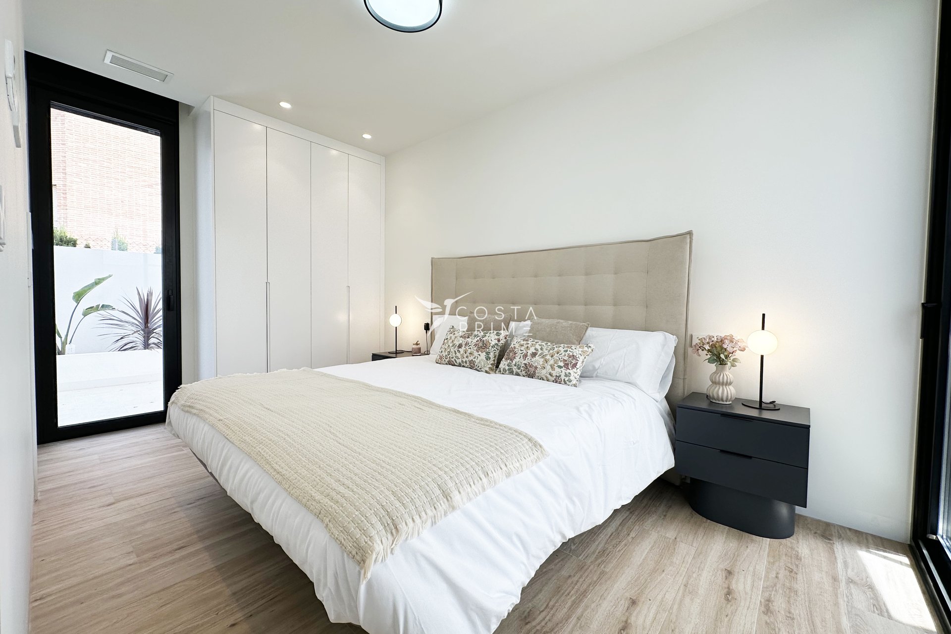 Obra nueva - Chalet / Villa - Torre de la Horadada