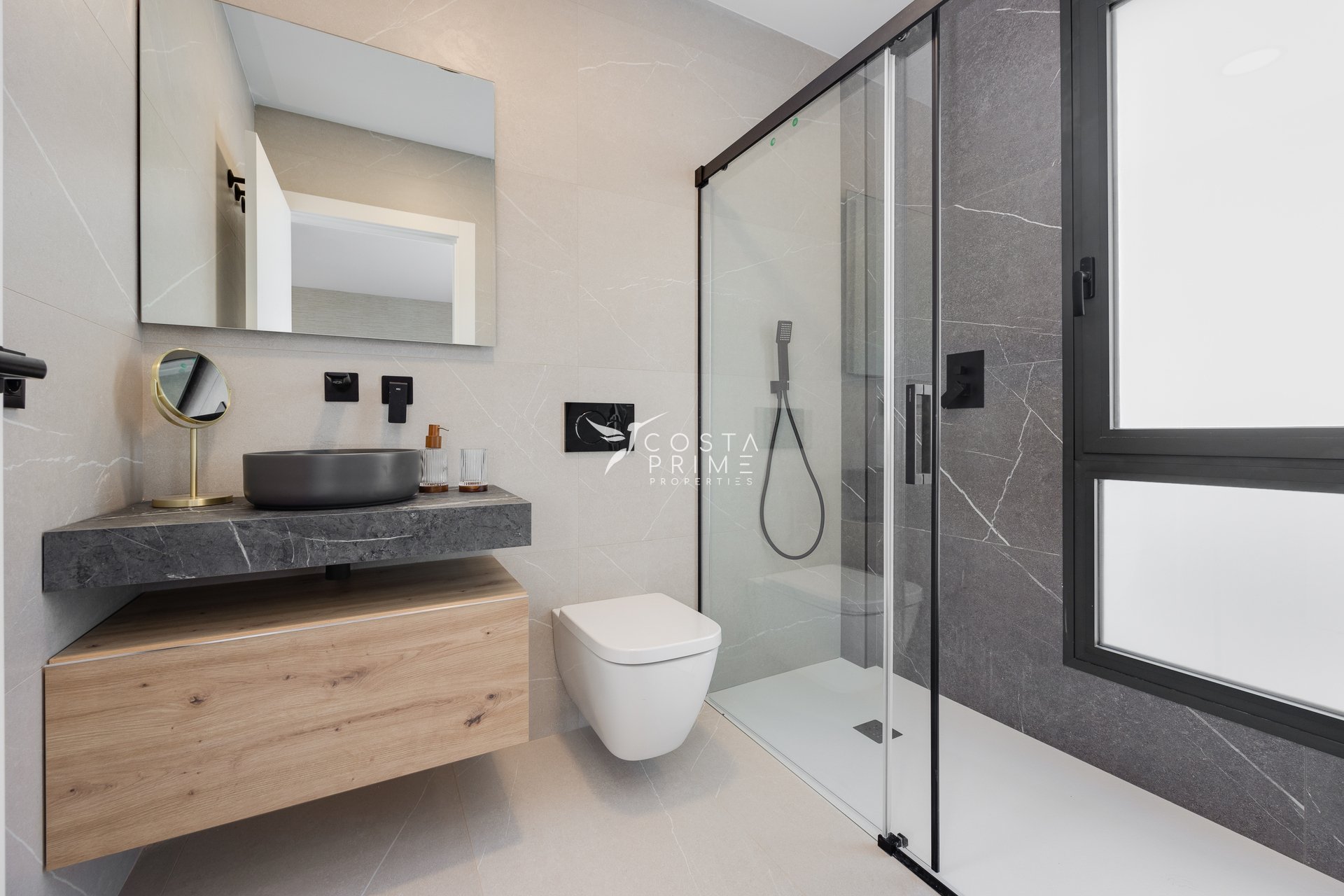 Obra nueva - Chalet / Villa - Torrevieja