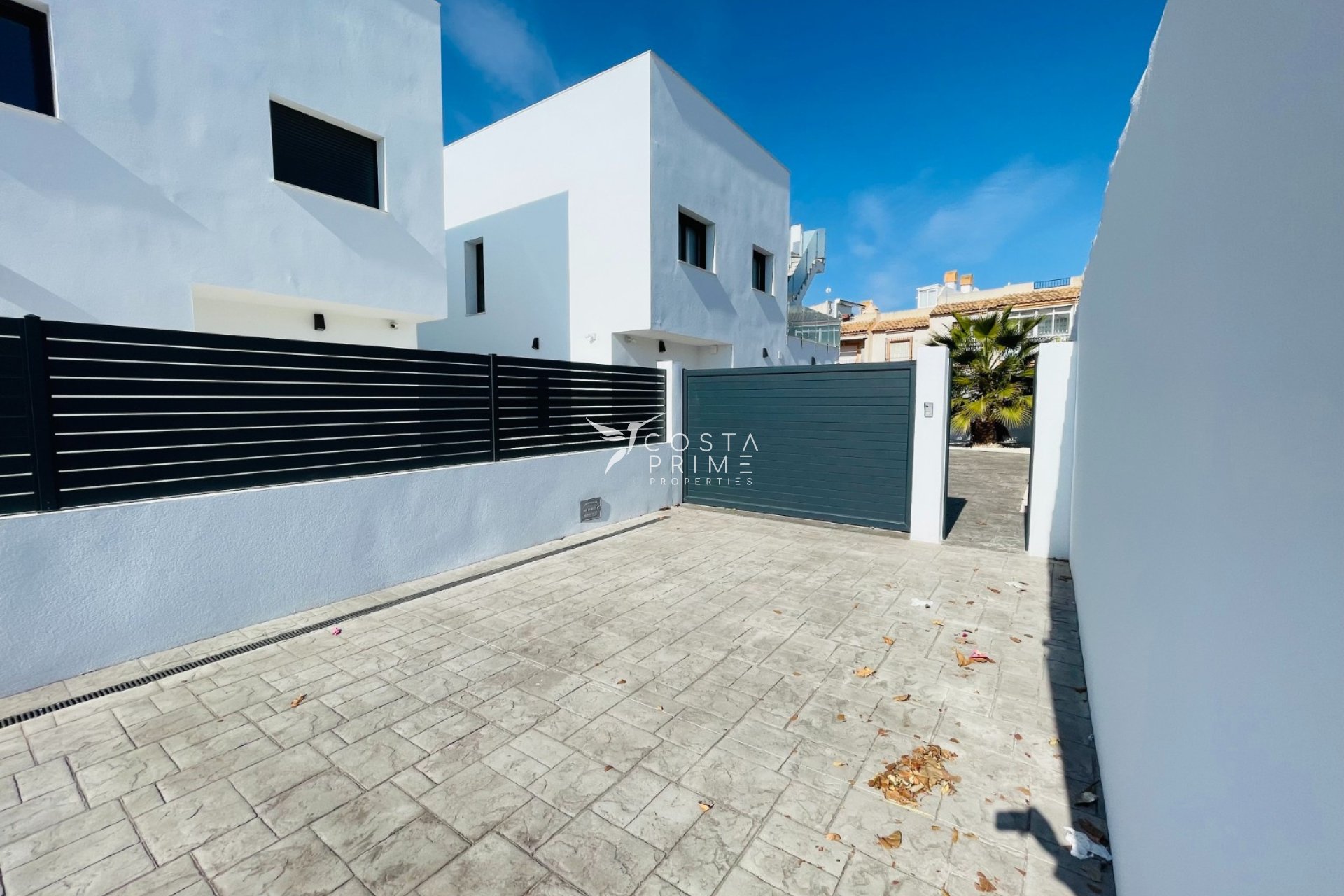 Obra nueva - Chalet / Villa - Torrevieja