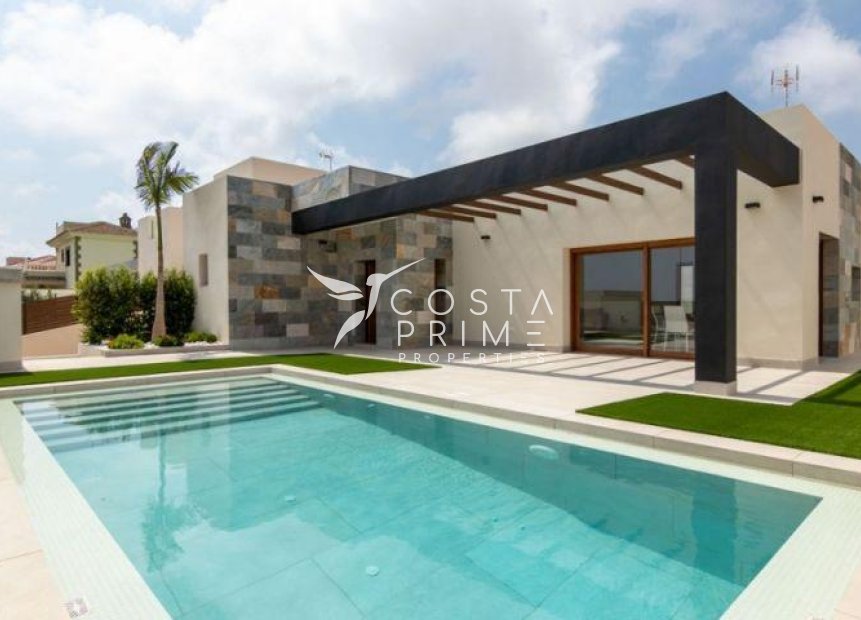 Obra nueva - Chalet / Villa - Torrevieja