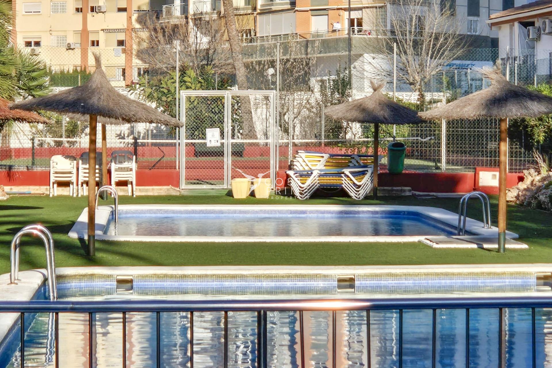 Odsprzedaż - Kamienica / bliźniak - Benidorm