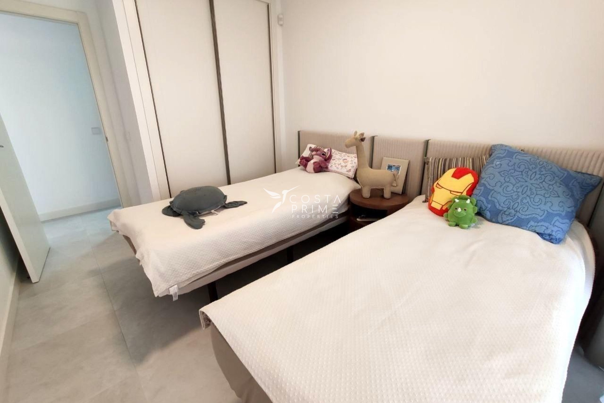 Odsprzedaż - Kamienica / bliźniak - Finestrat