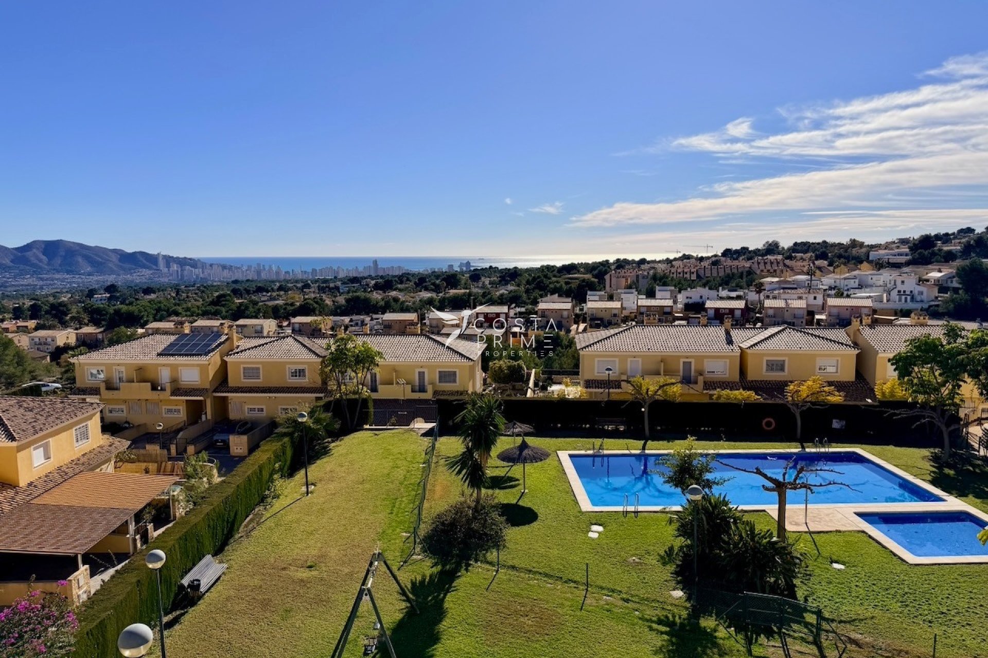 Odsprzedaż - Kamienica / bliźniak - La Nucía