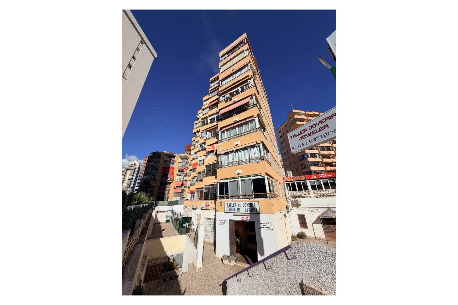 Odsprzedaż - Mieszkanie w Bloku - Benidorm