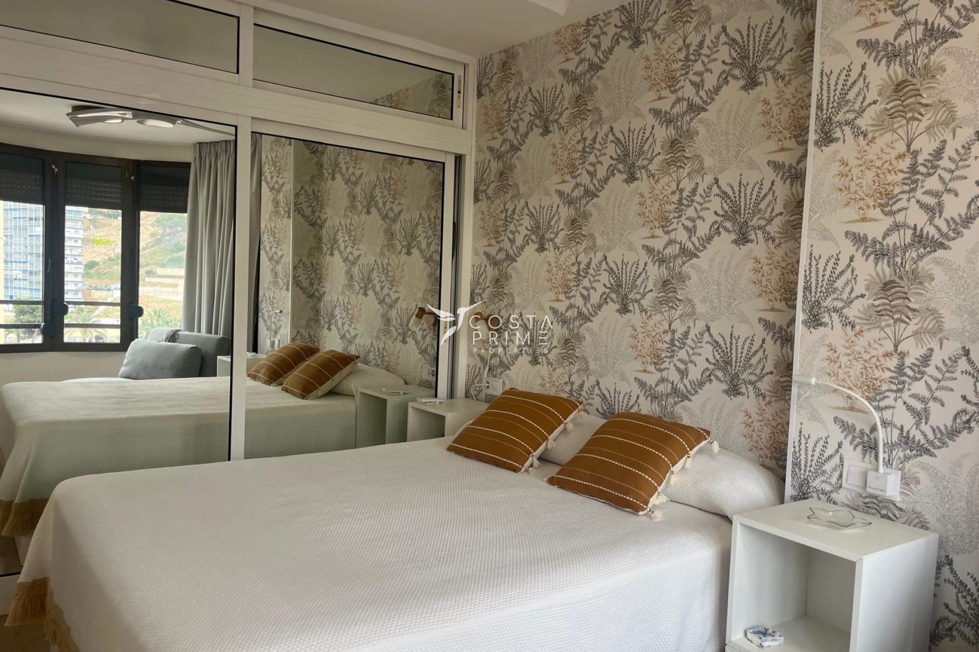 Odsprzedaż - Mieszkanie w Bloku - Benidorm