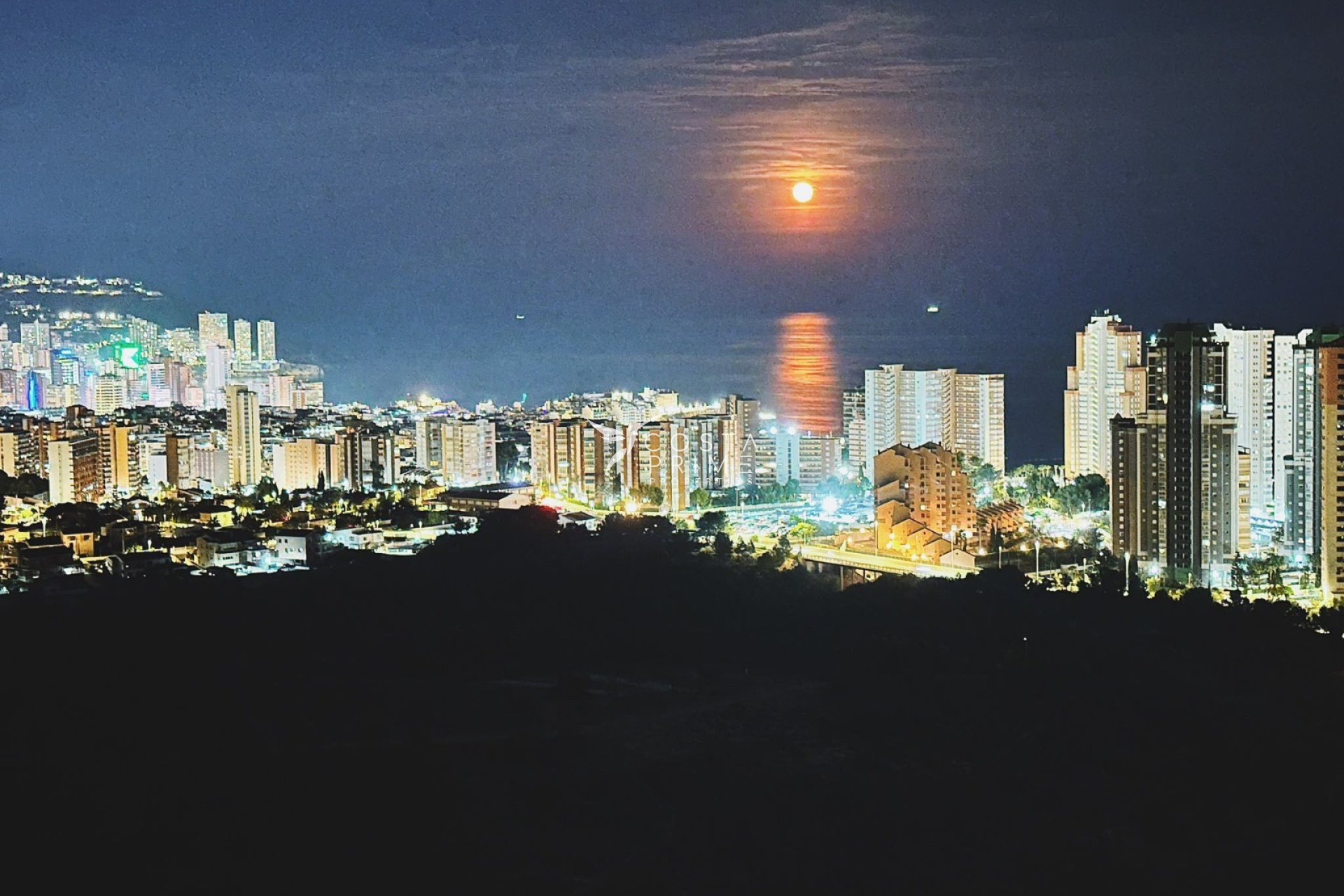 Odsprzedaż - Mieszkanie w Bloku - Benidorm