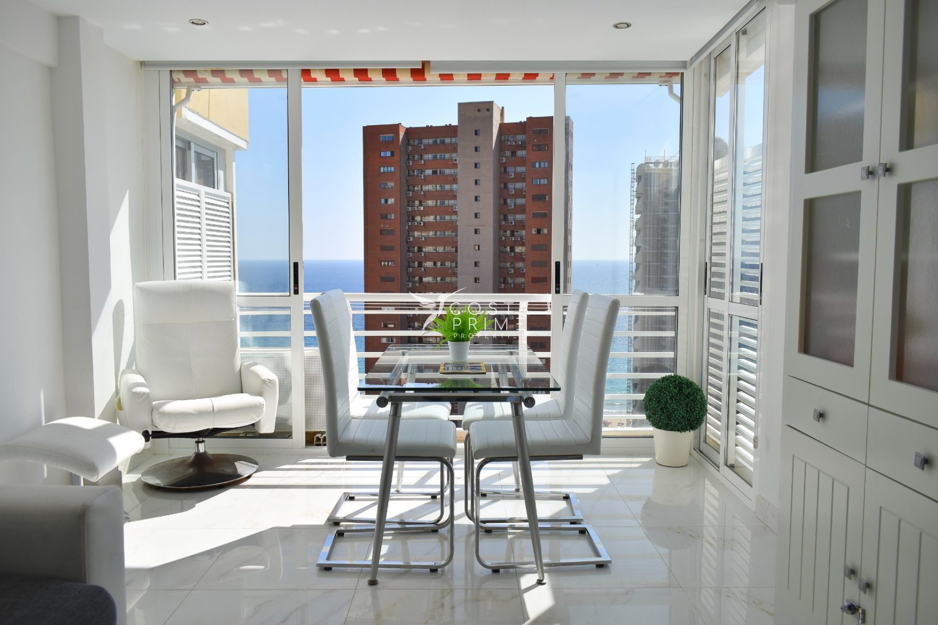 Odsprzedaż - Mieszkanie w Bloku - Benidorm