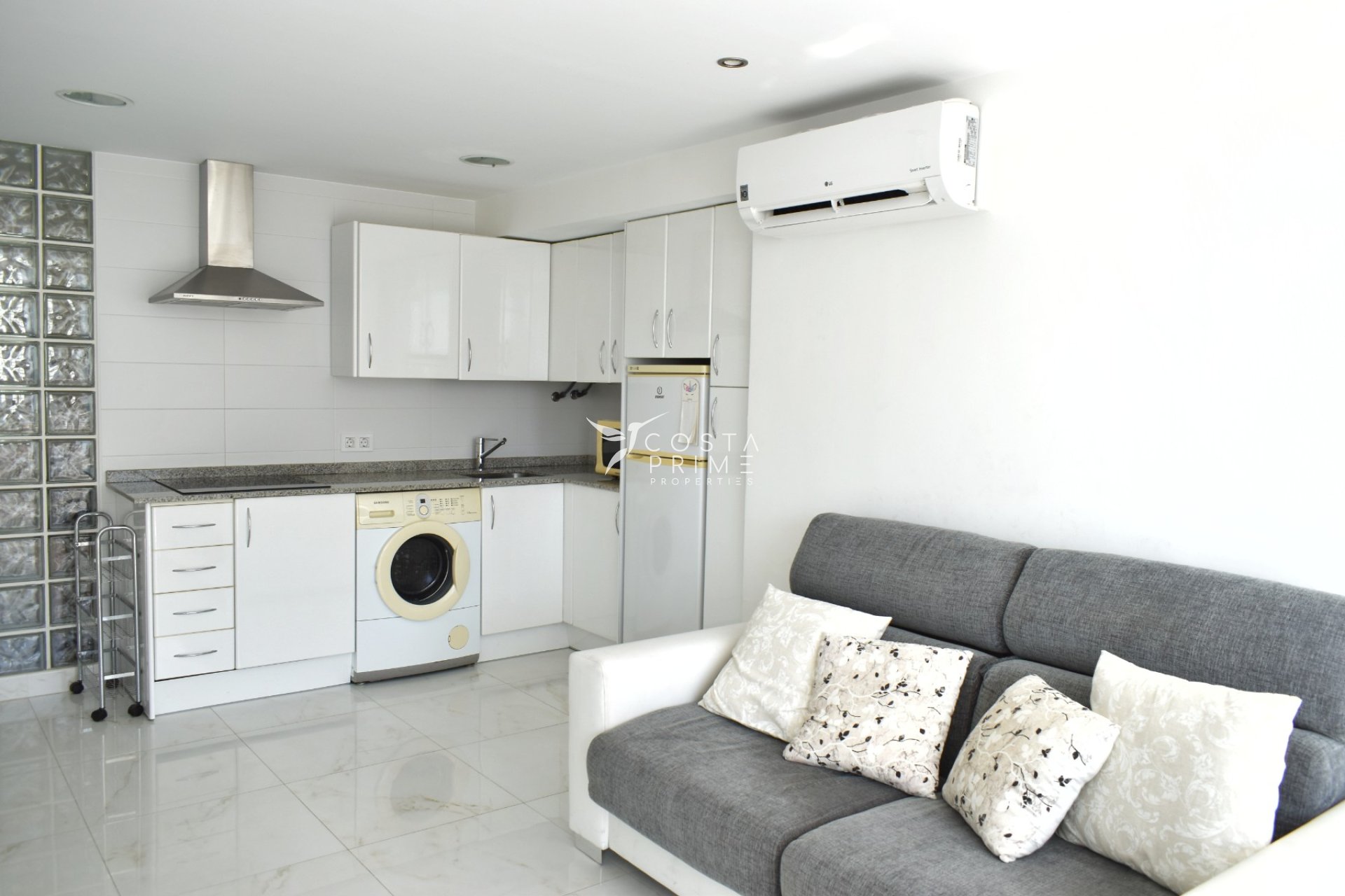 Odsprzedaż - Mieszkanie w Bloku - Benidorm