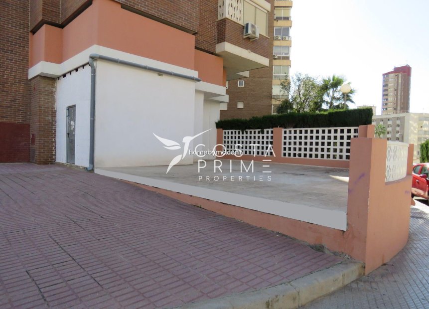 Odsprzedaż - Nieruchomości komercyjne - Benidorm