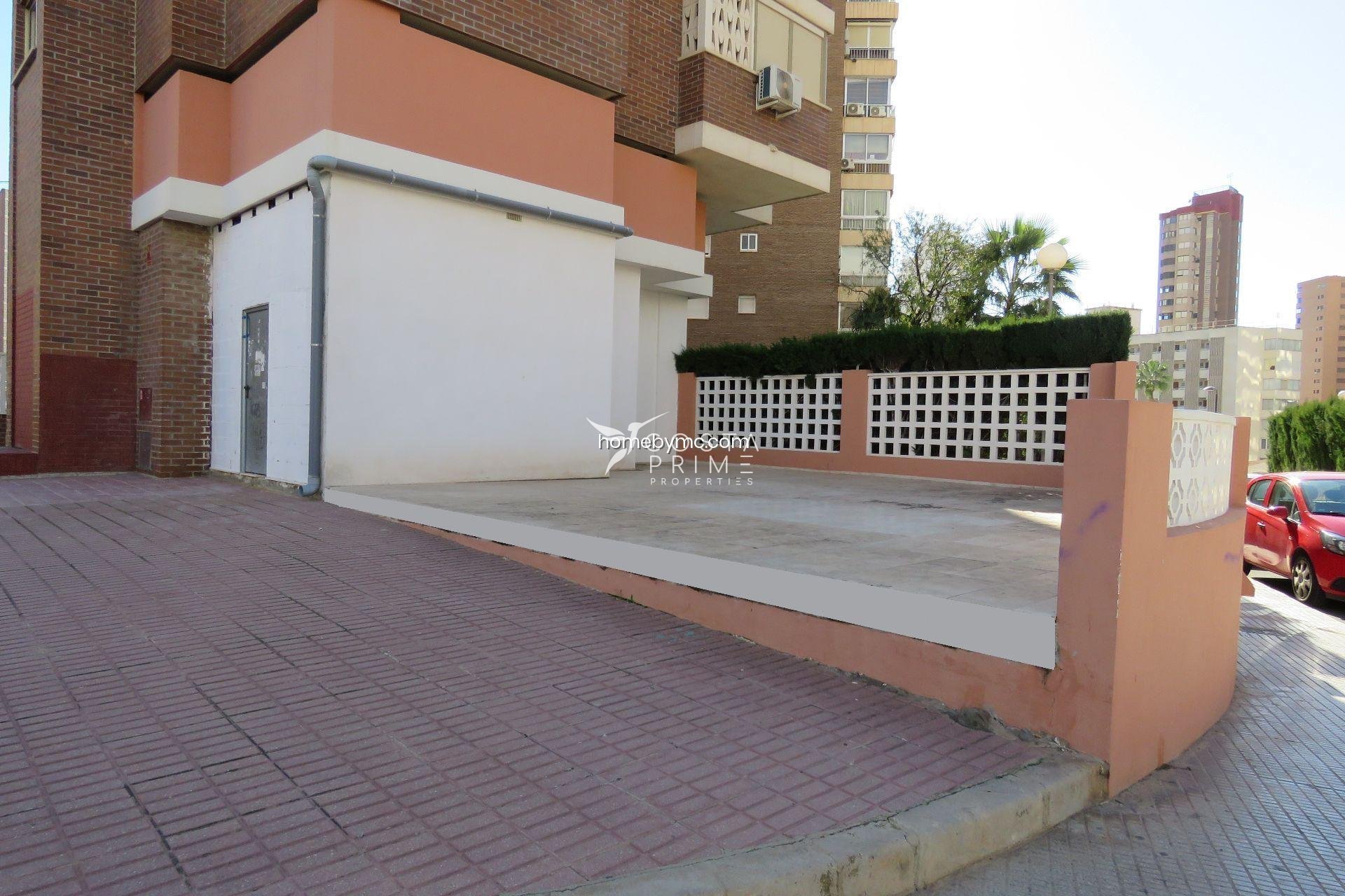 Odsprzedaż - Nieruchomości komercyjne - Benidorm