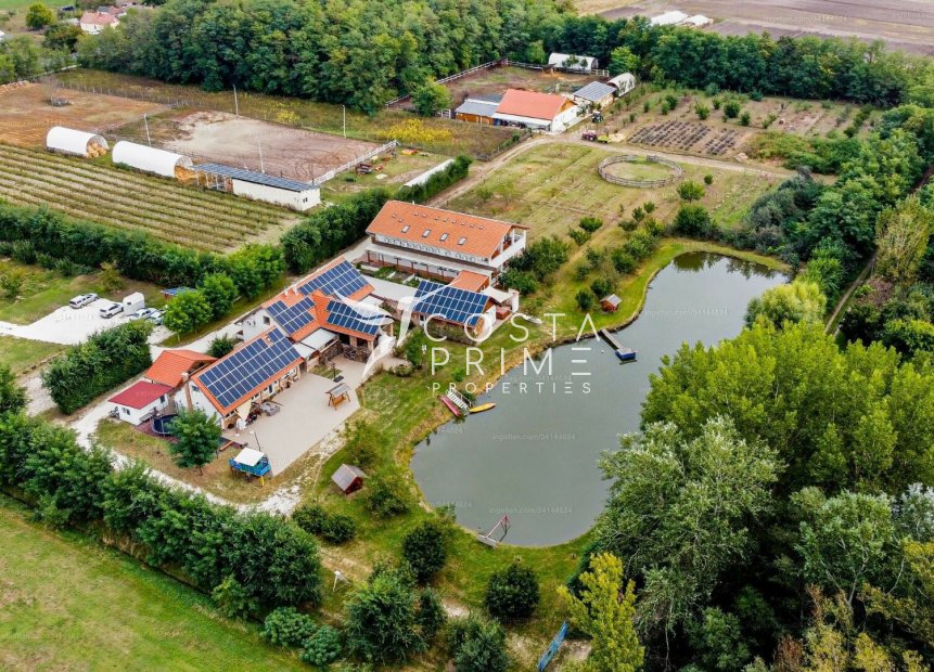 Odsprzedaż - Nieruchomości komercyjne - Finestrat