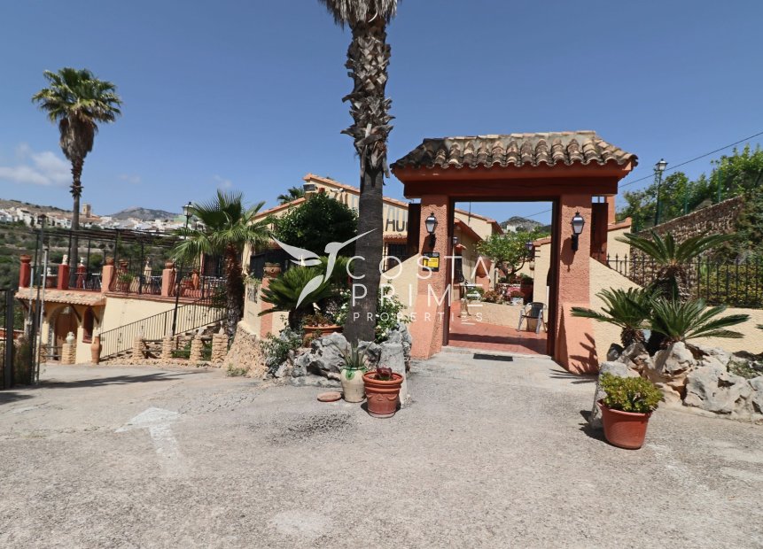 Odsprzedaż - Nieruchomości komercyjne - Tárbena